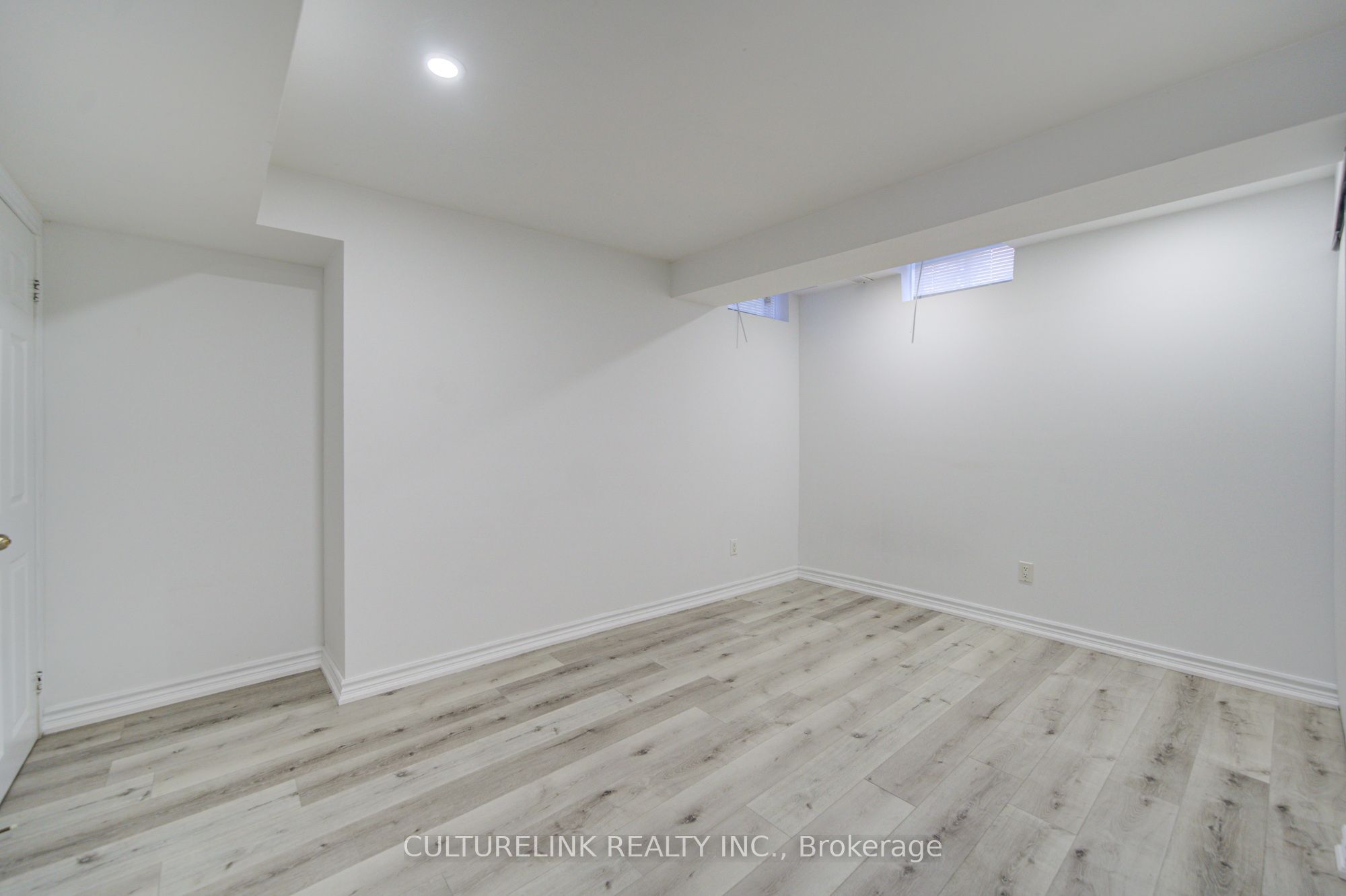 2 Hartwell Place Property Photo 48