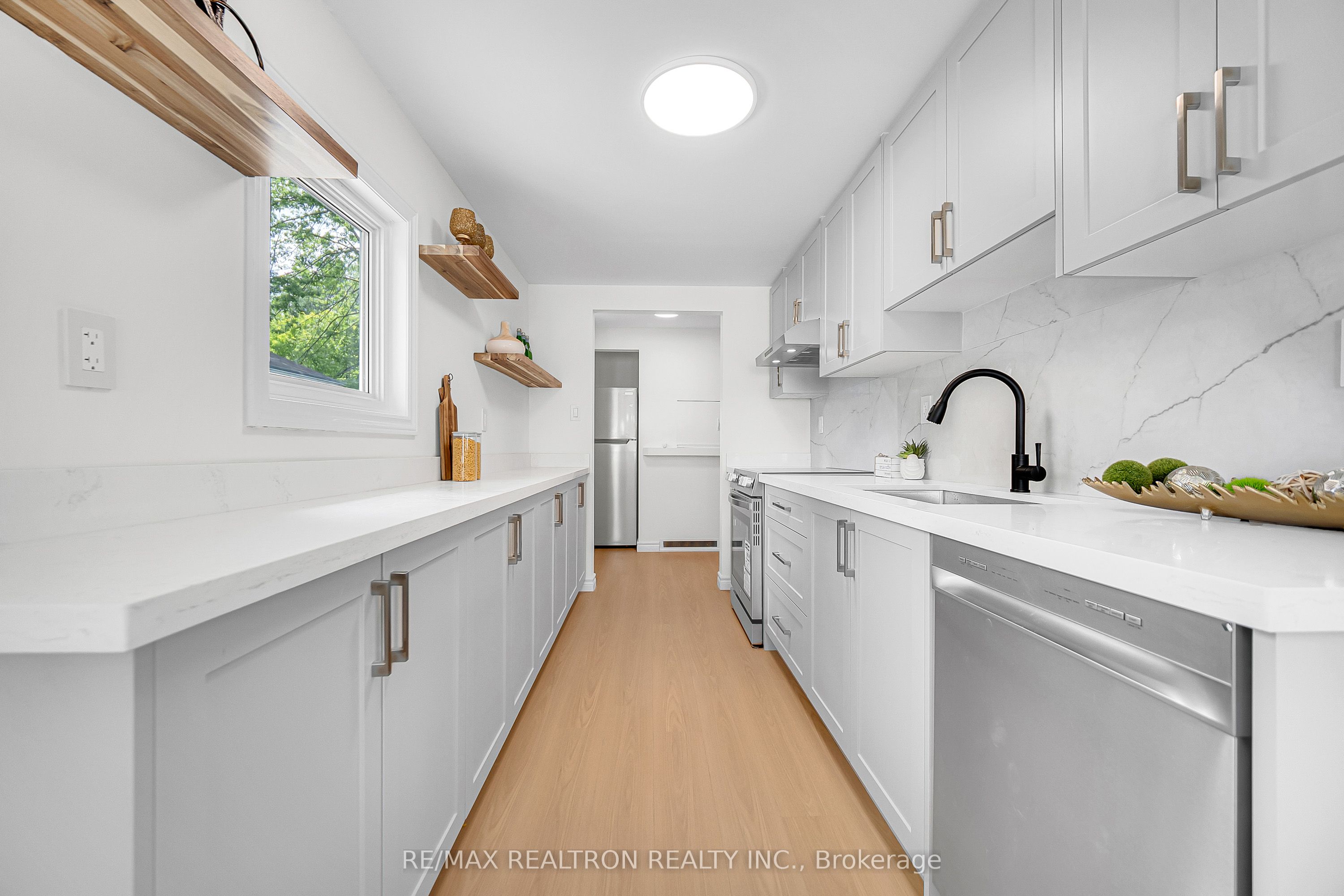 330 Tampa Drive Property Photo 19
