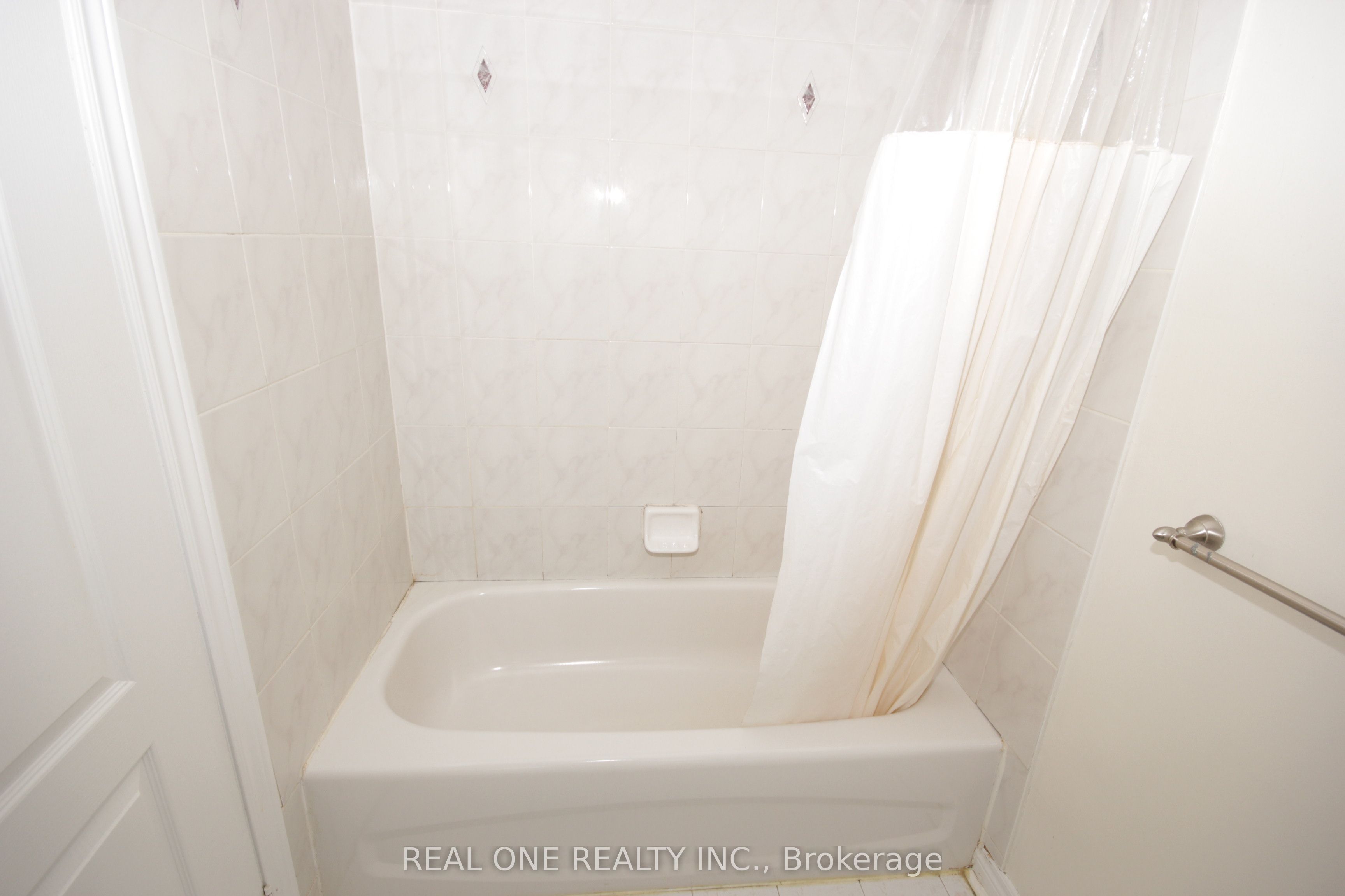 15 Azalea Gate Way Property Photo 13