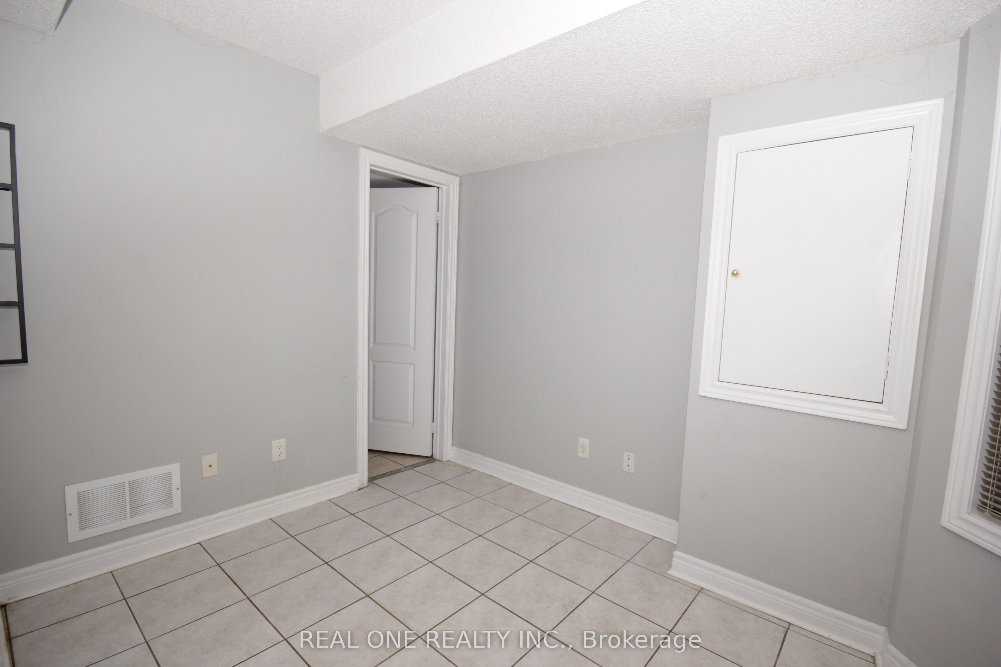 15 Azalea Gate Way Property Photo 20