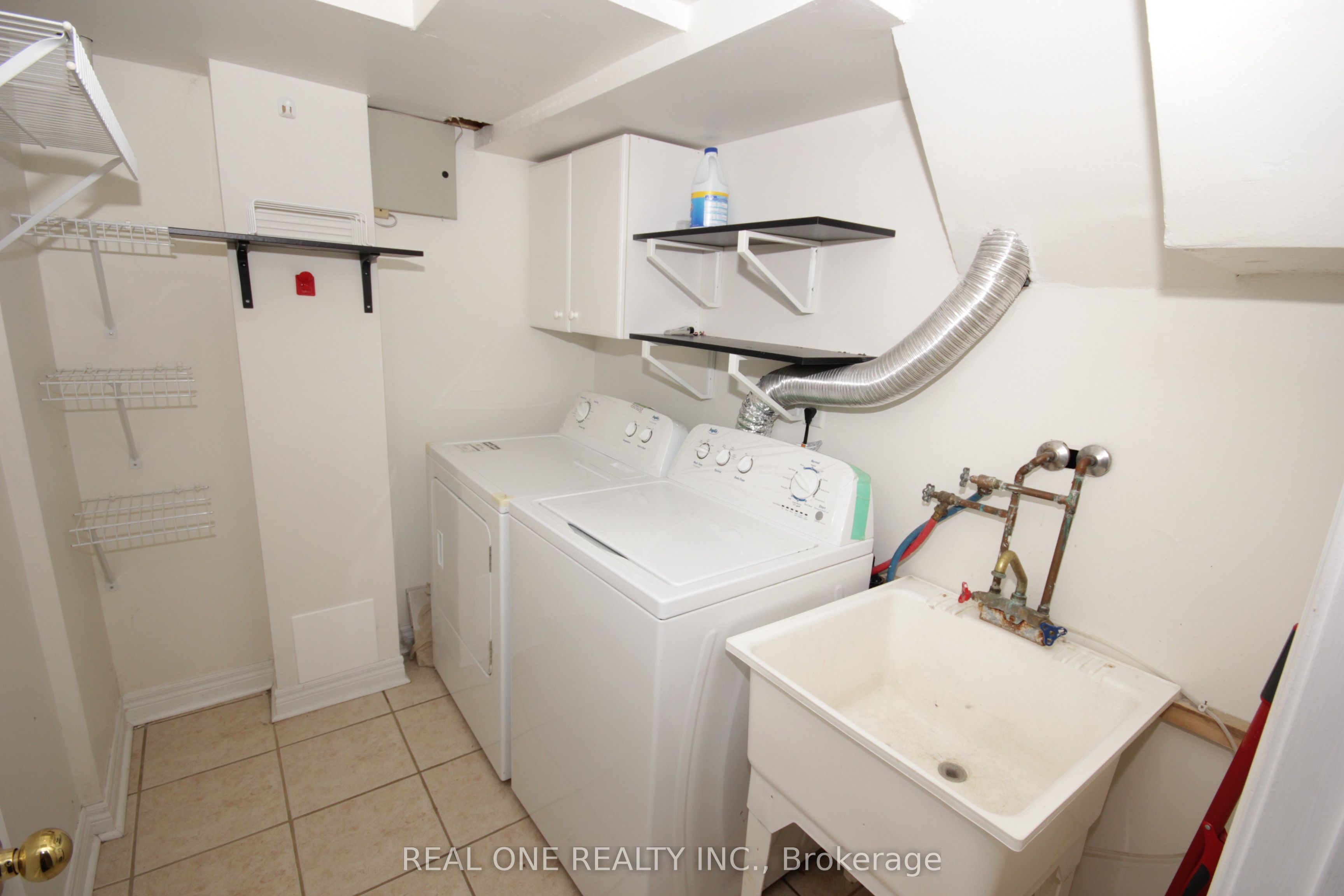 15 Azalea Gate Way Property Photo 22
