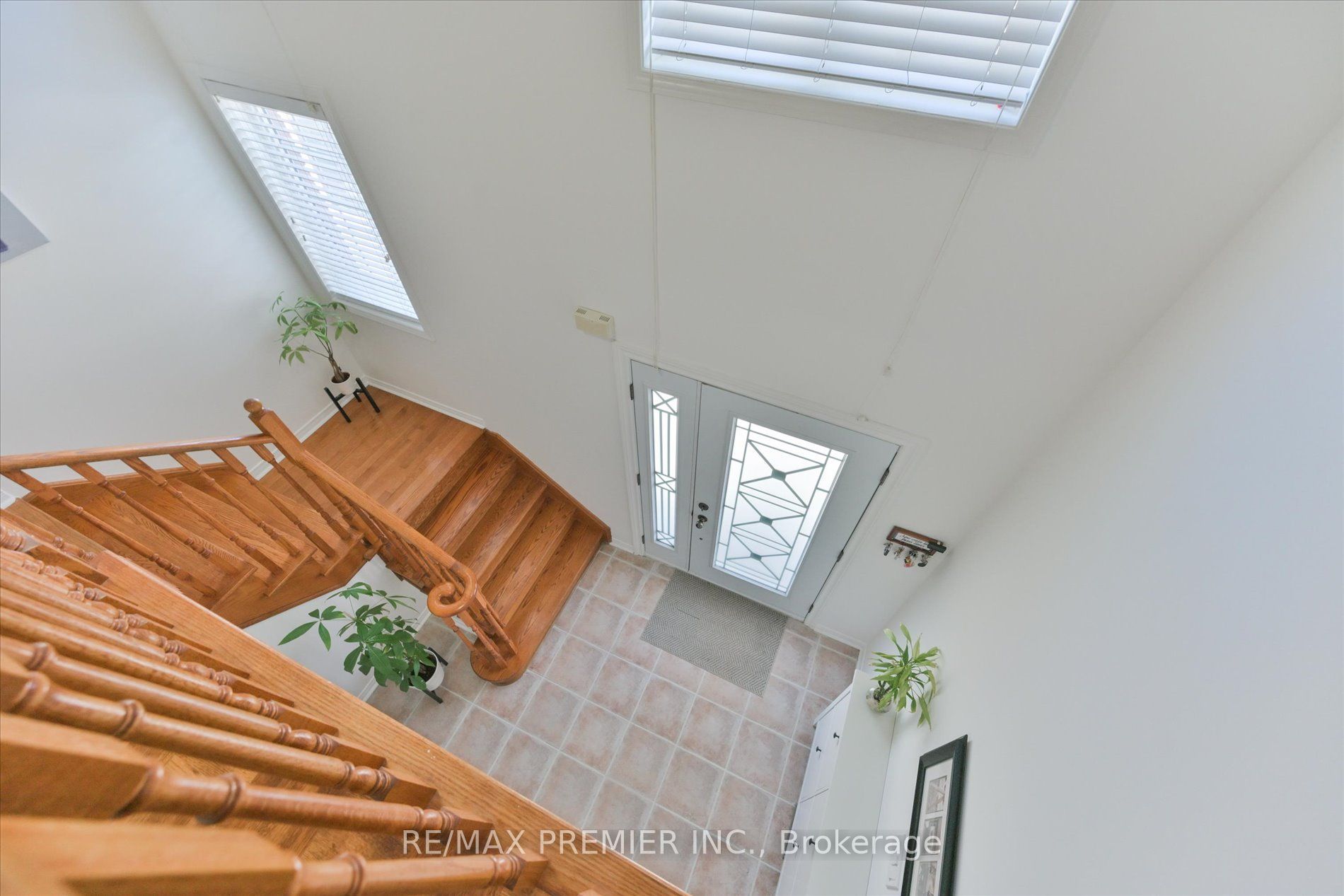 22 Lucerne Drive Property Photo 4