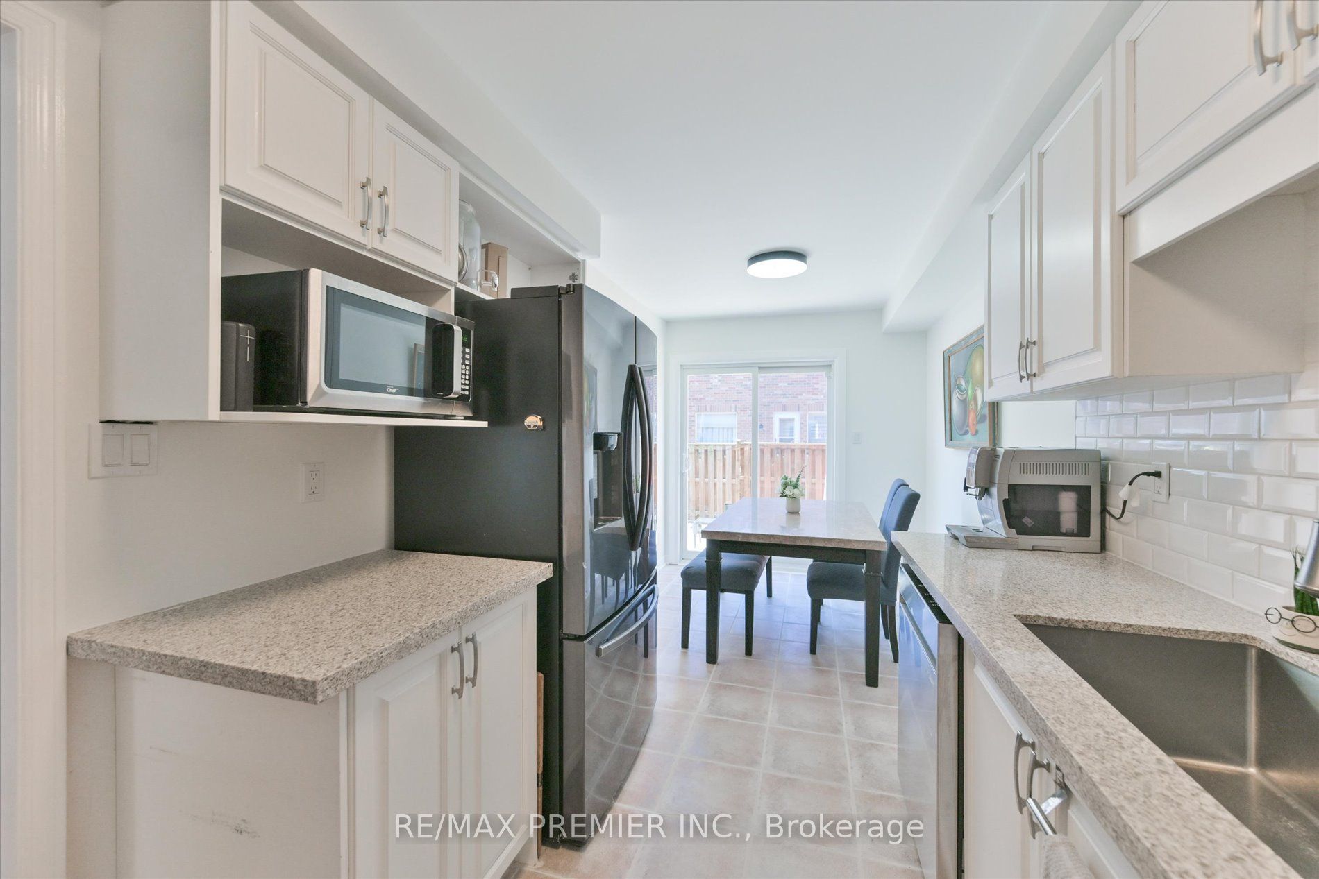 22 Lucerne Drive Property Photo 14