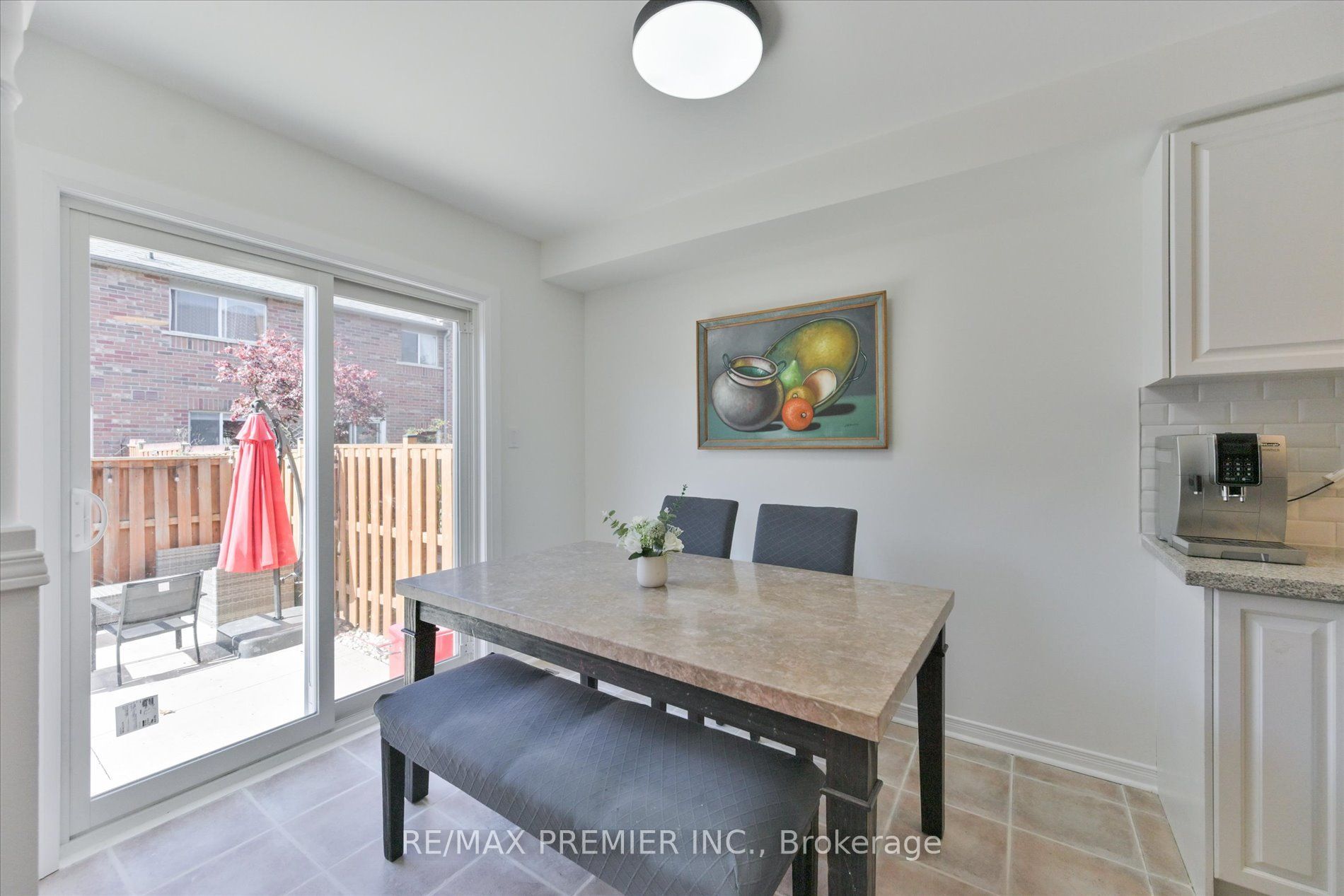 22 Lucerne Drive Property Photo 16