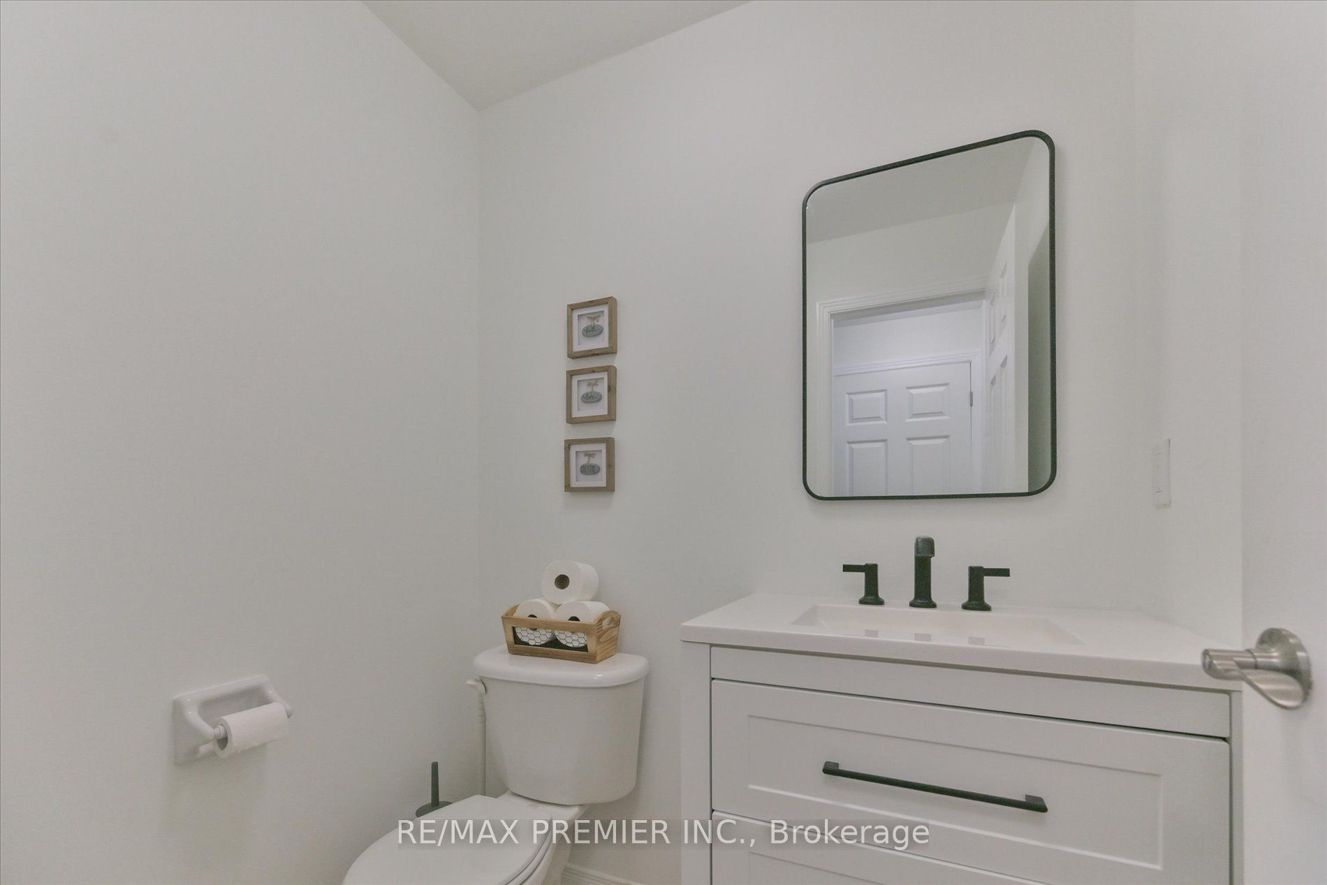 22 Lucerne Drive Property Photo 18
