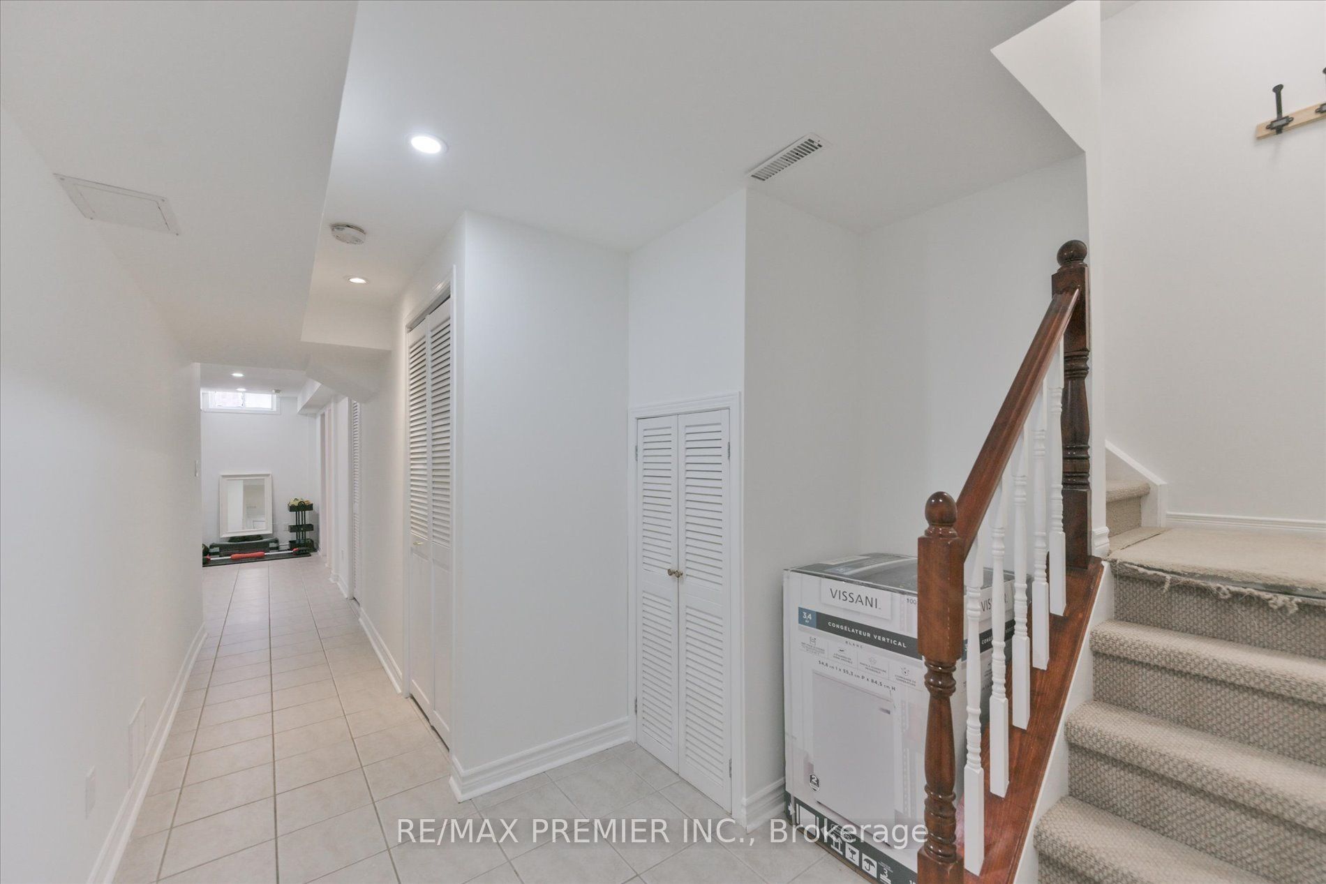 22 Lucerne Drive Property Photo 33