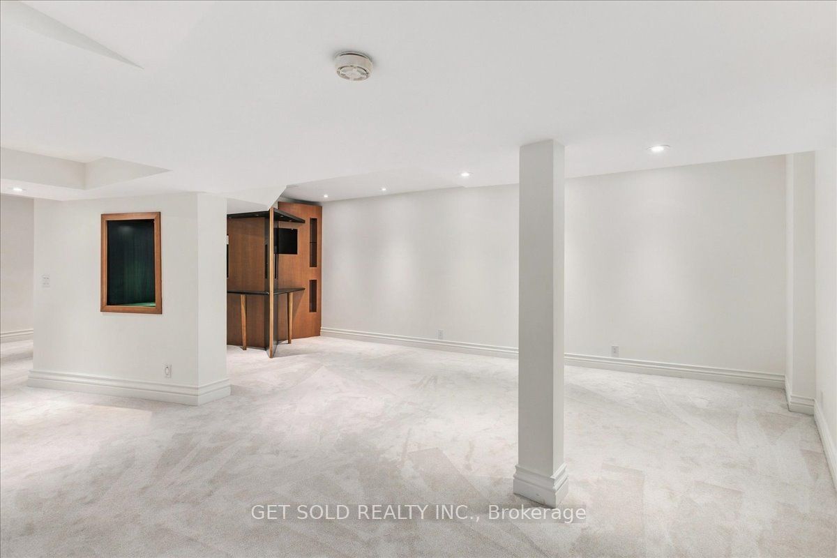 76 Silver Fox Place Property Photo 32