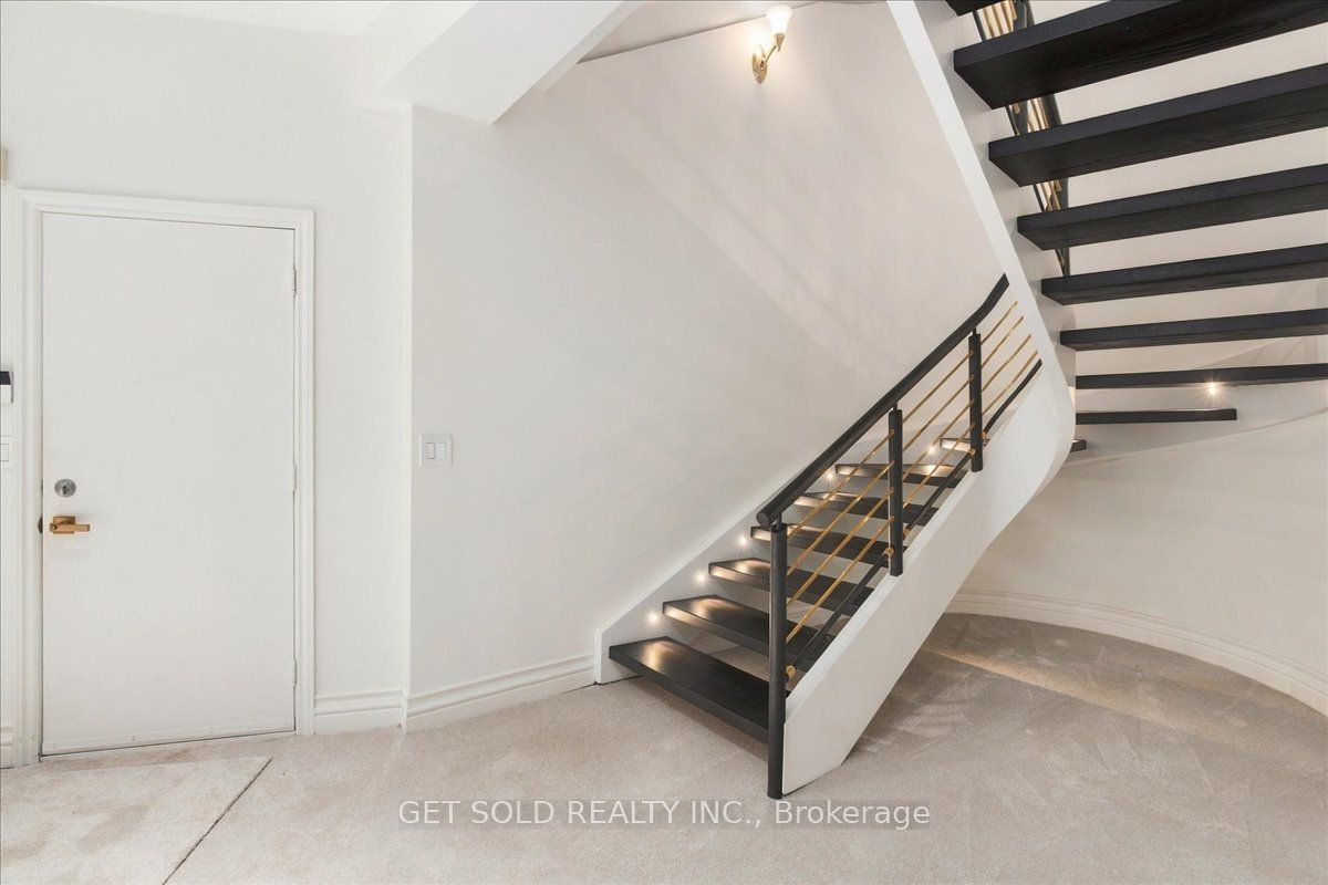 76 Silver Fox Place Property Photo 36
