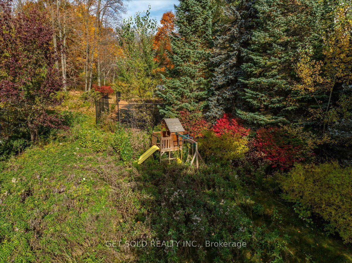 76 Silver Fox Place Property Photo 45