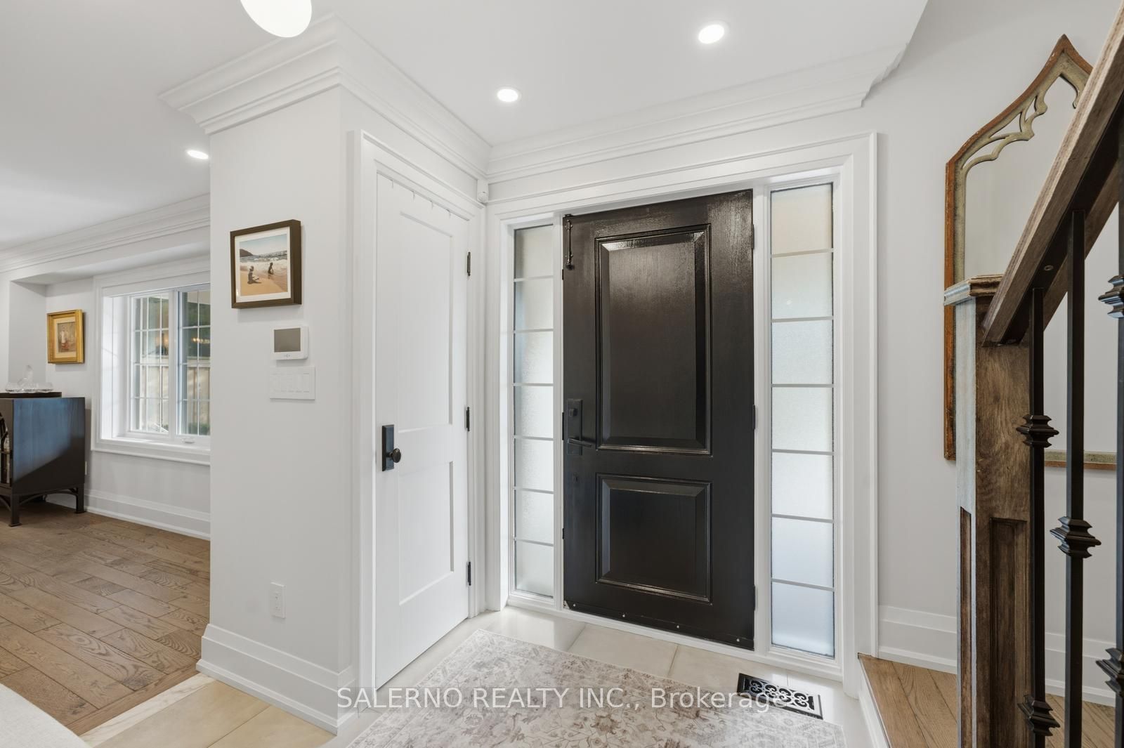 35 Sir Constantine Drive Property Photo 7