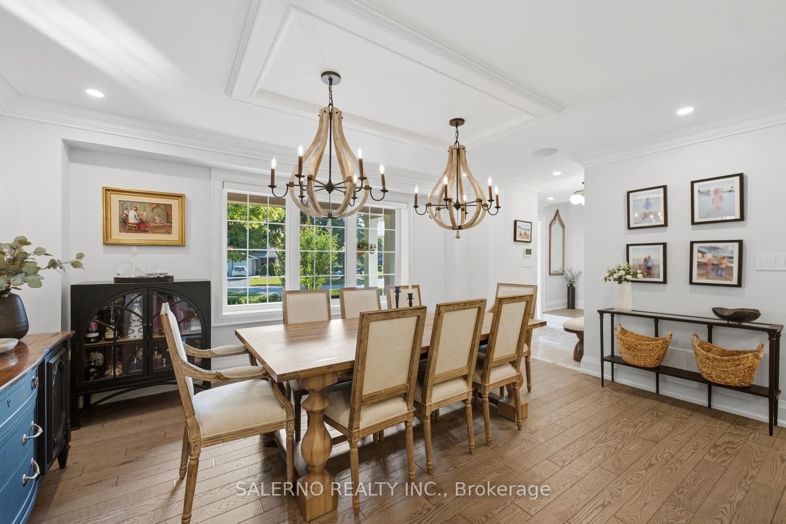 35 Sir Constantine Drive Property Photo 16