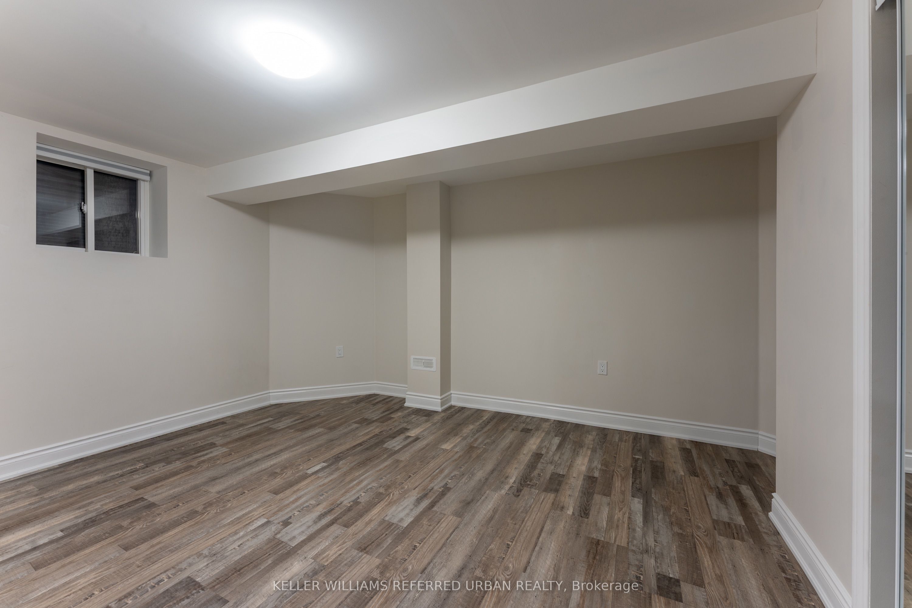 230 Waterside Crescent Property Photo 9