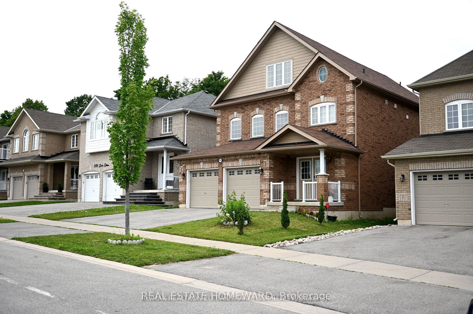 1226 Leslie Drive Property Photo 1