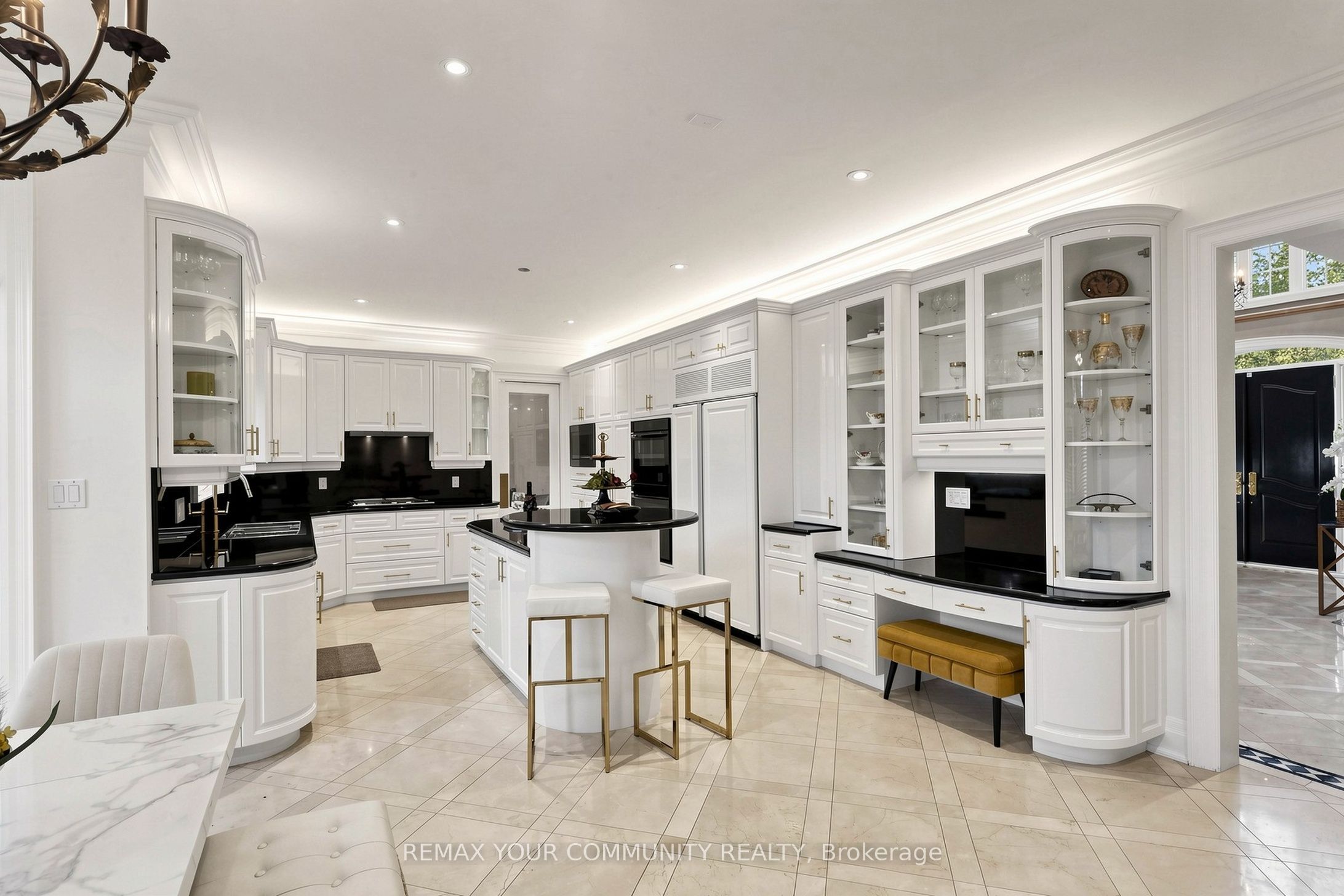 9 Bayview Forest Lane Property Photo 14