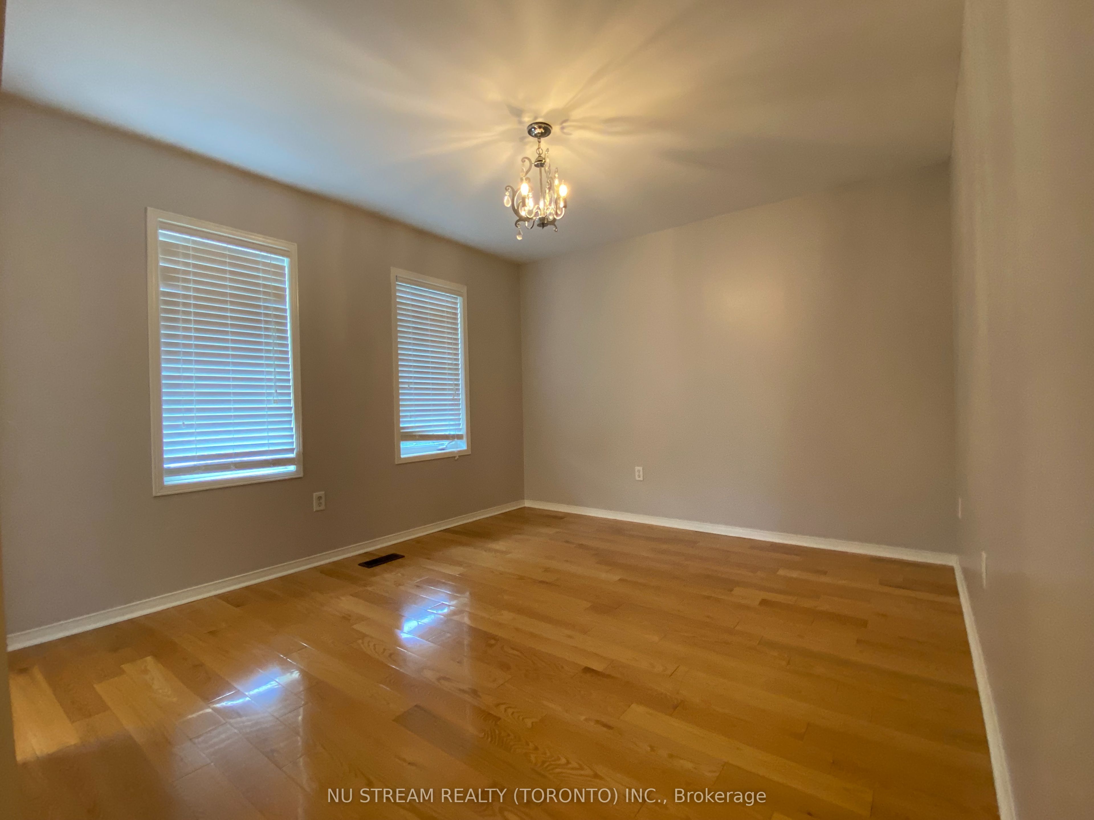 133 Selwyn Road Property Photo 12