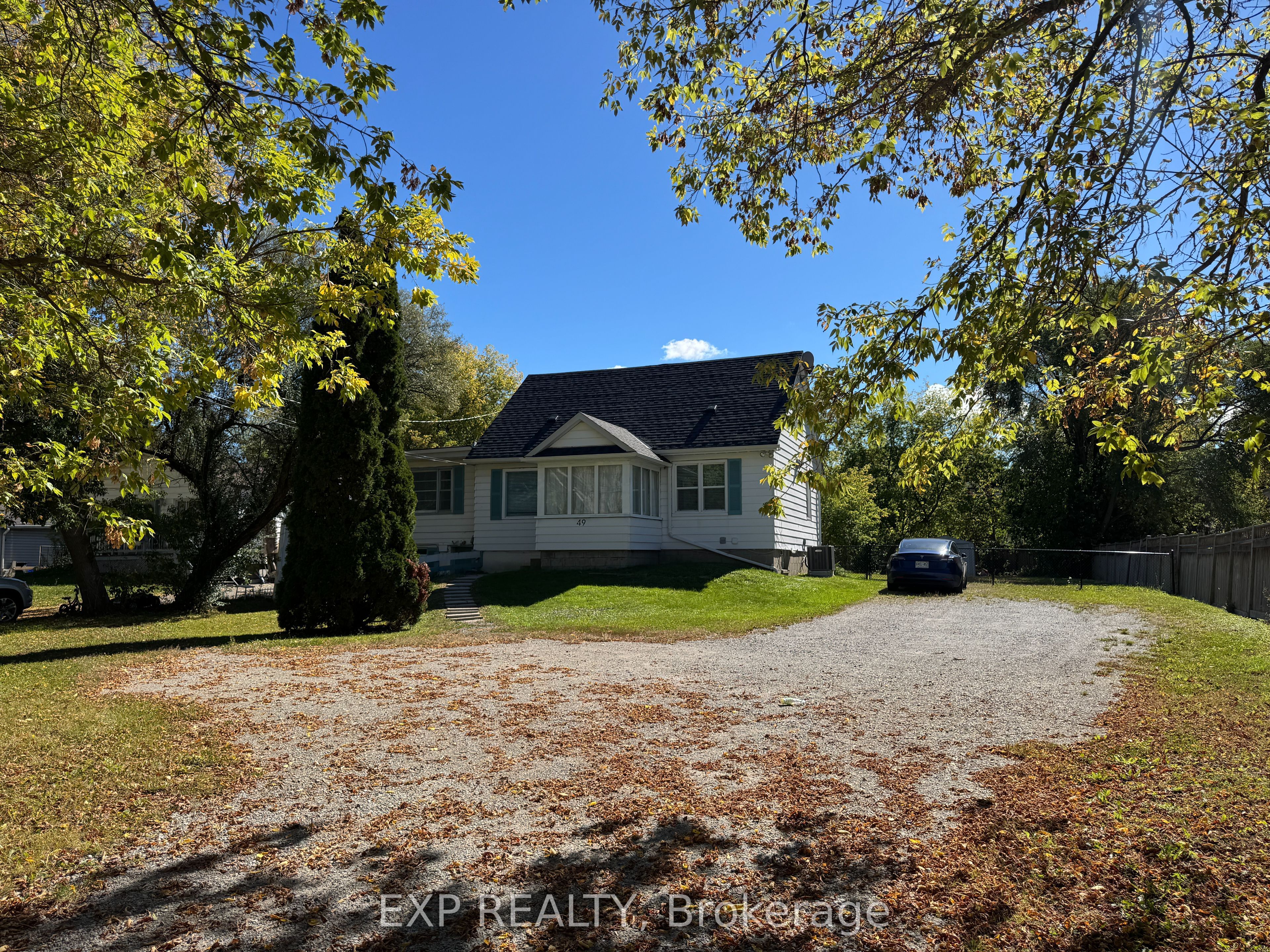 49 Sunset Beach Road Main & Upper Property Photo 2