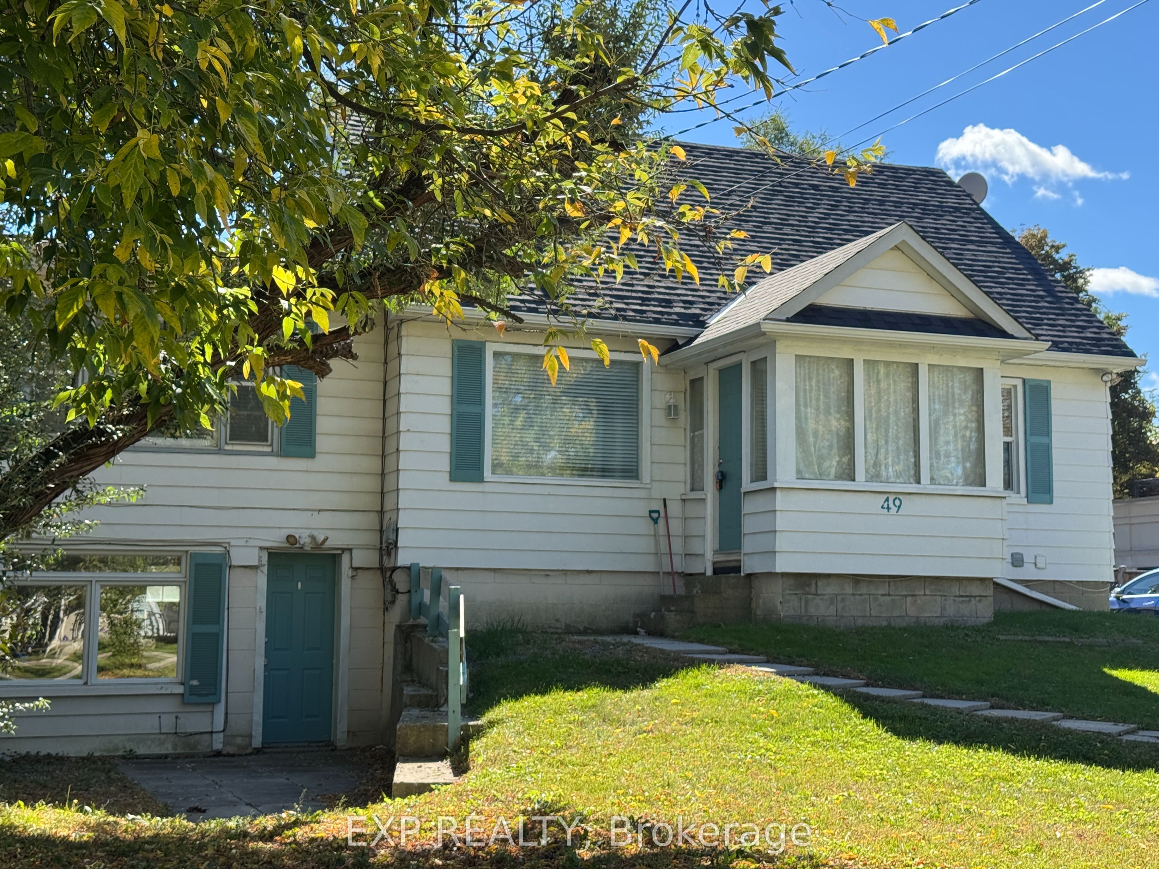 49 Sunset Beach Road Main & Upper Property Photo 3