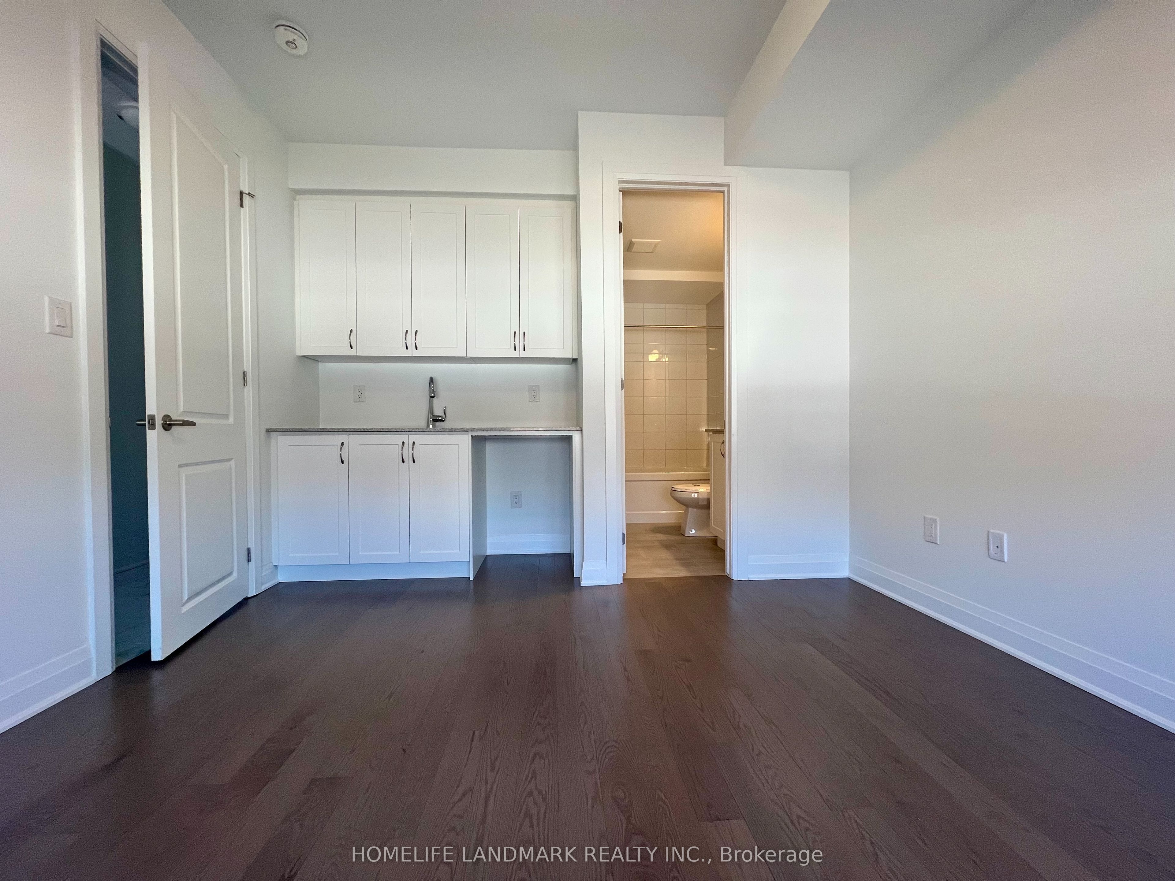 63 Wisla Avenue Property Photo 1