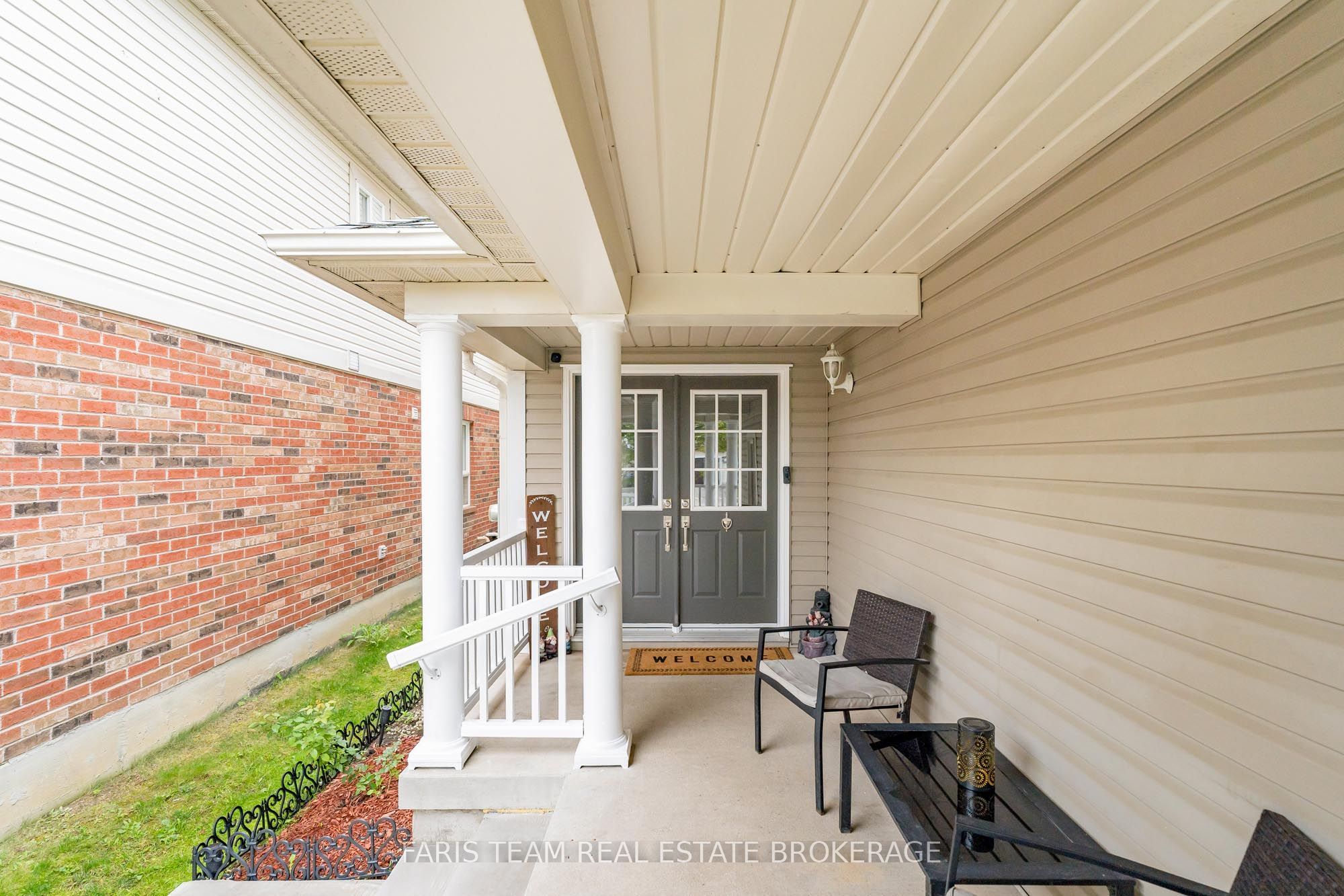 28 Mccurdy Drive Property Photo 3