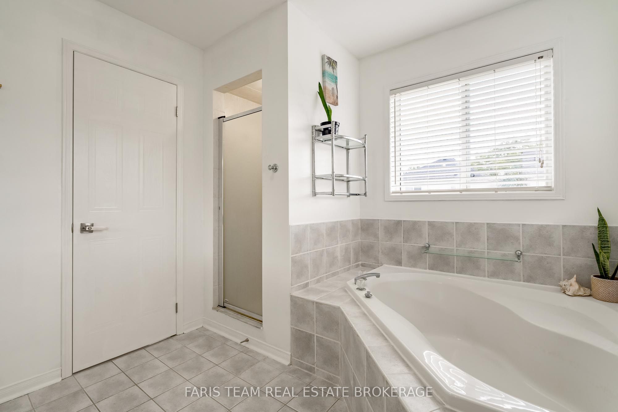 28 Mccurdy Drive Property Photo 19