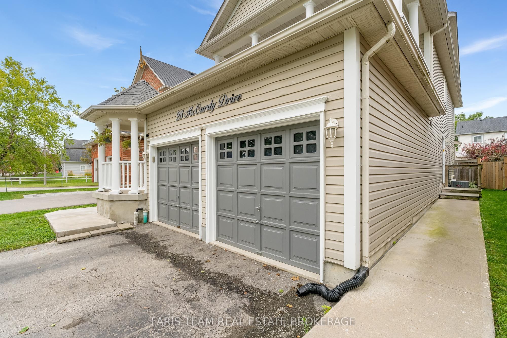 28 Mccurdy Drive Property Photo 25