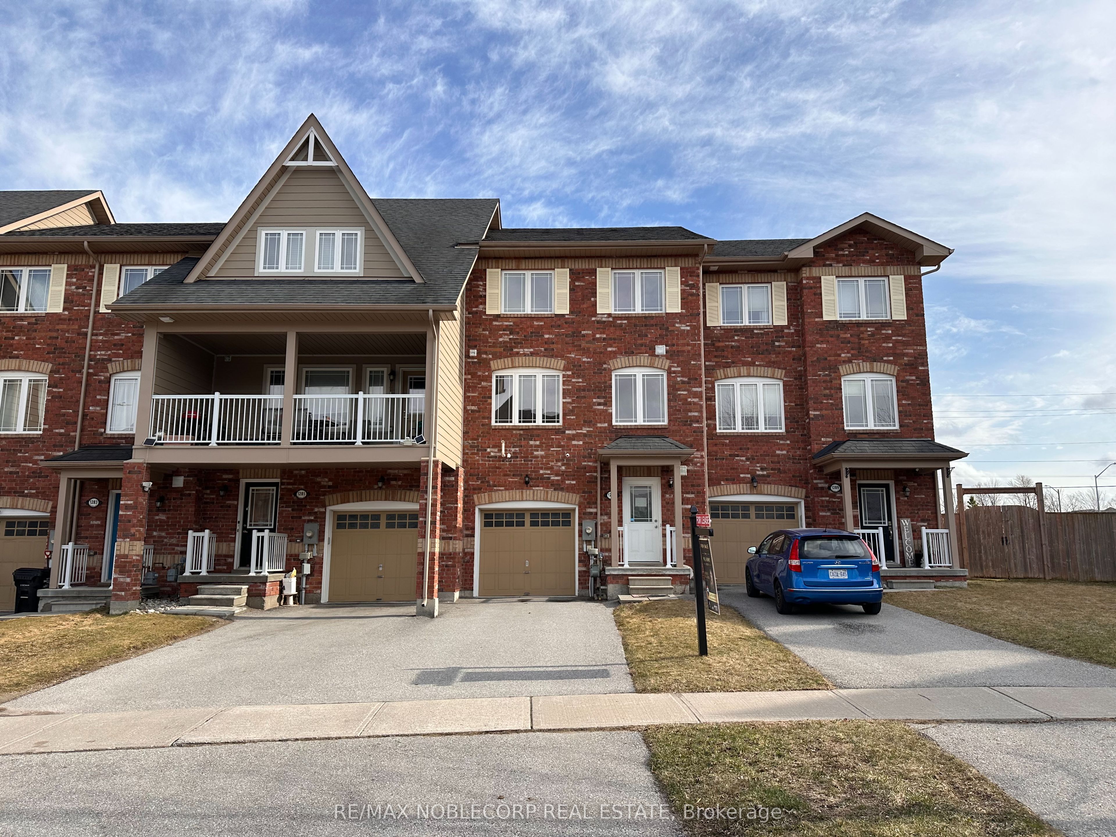 1287 Coleman Crescent Property Photo 1