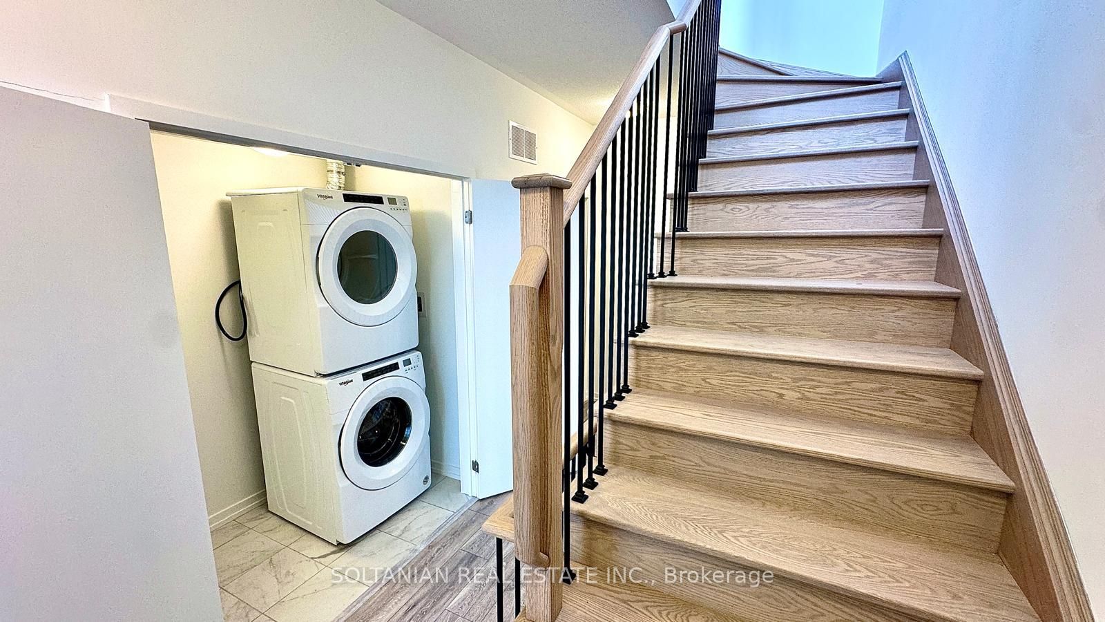 20 Lytham Green Circle 8 Property Photo 27