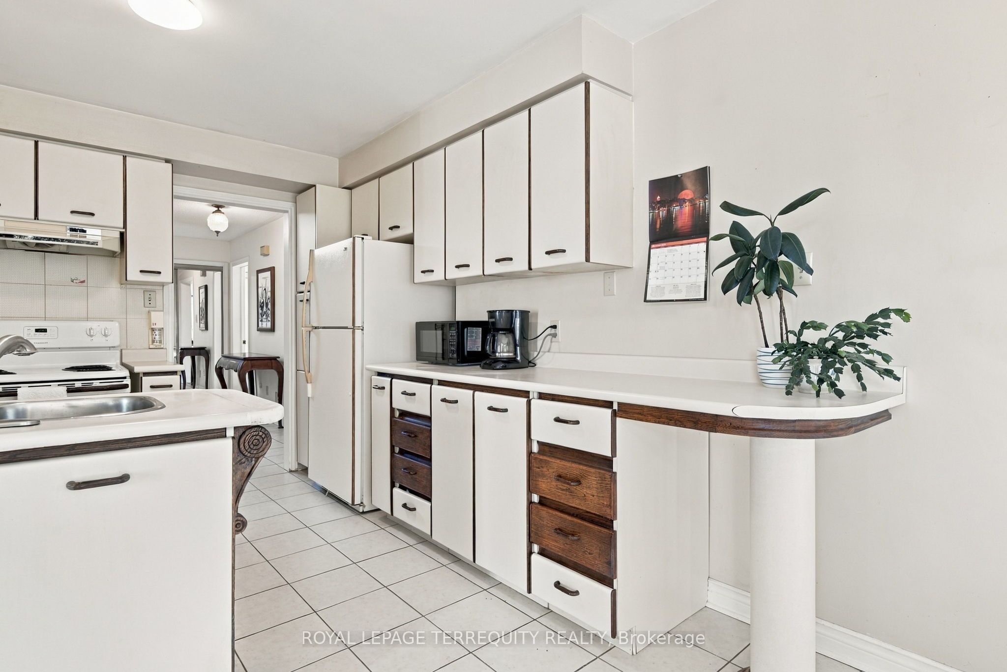 8 Mallory Avenue Property Photo 10