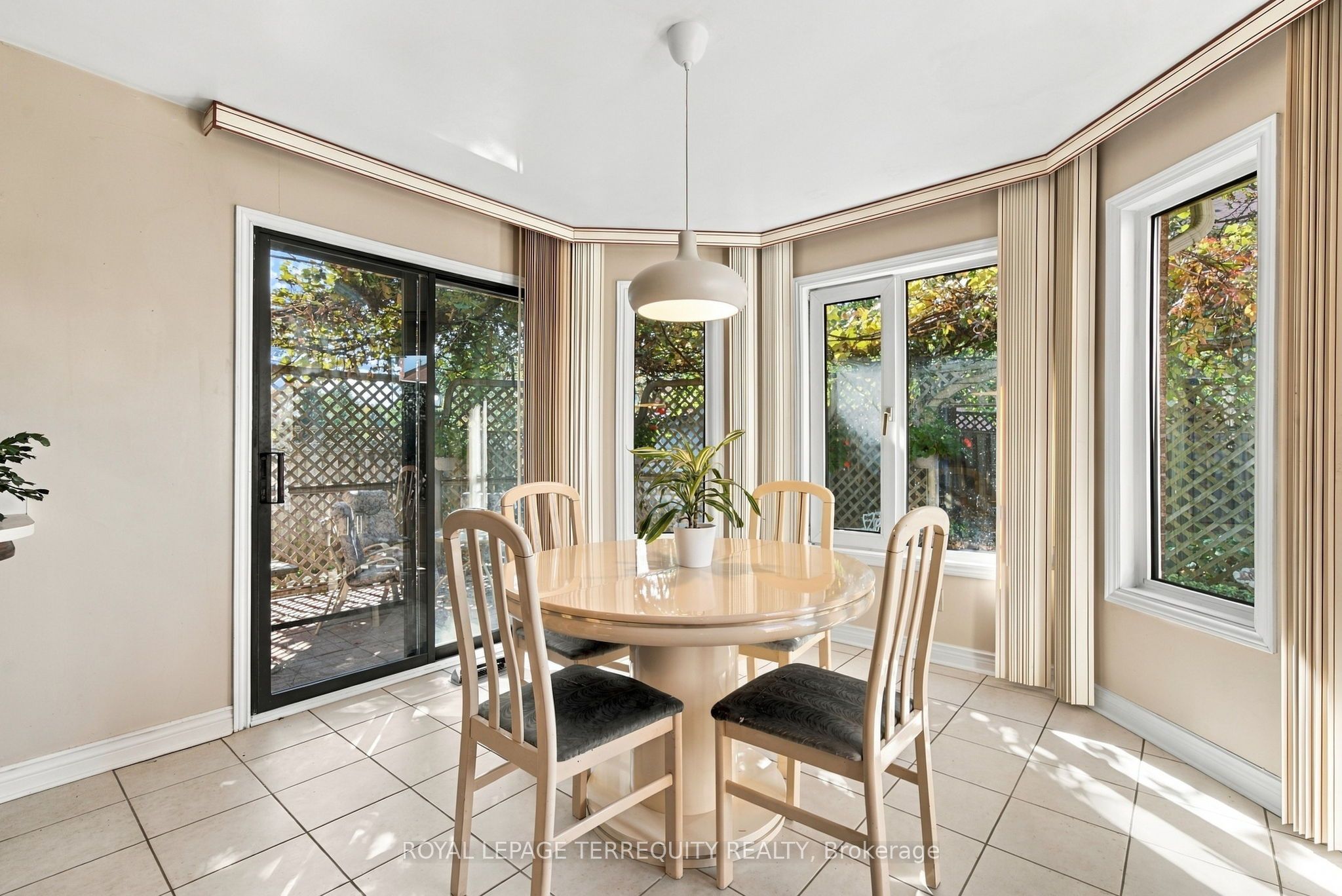 8 Mallory Avenue Property Photo 12