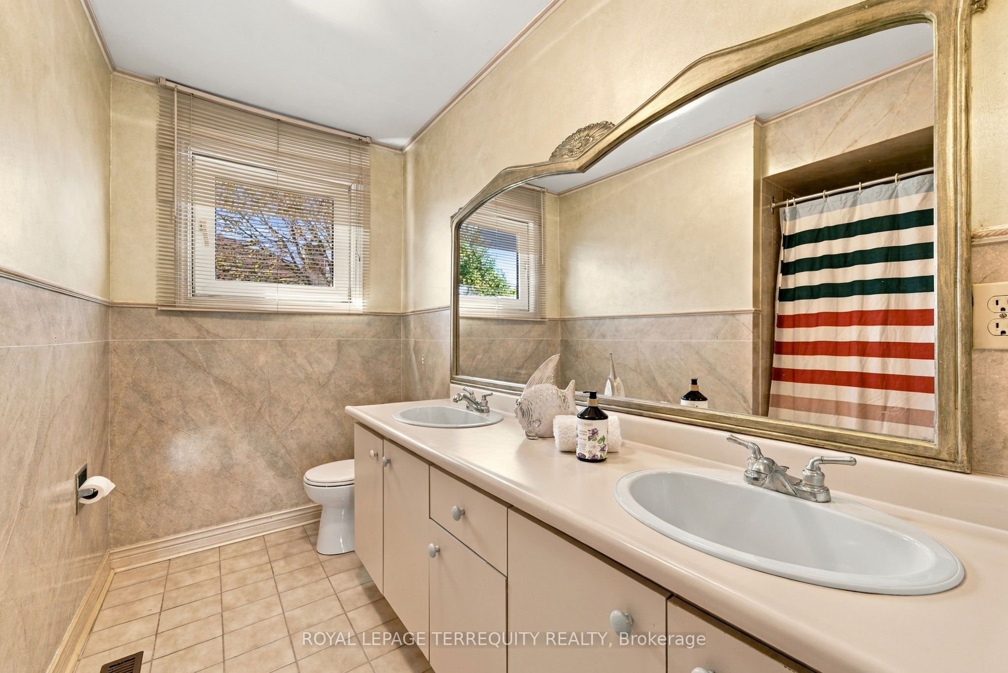 8 Mallory Avenue Property Photo 31