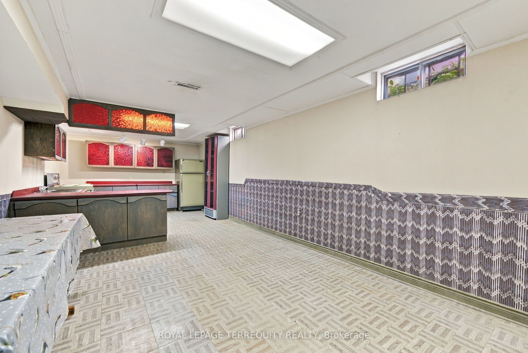 8 Mallory Avenue Property Photo 38