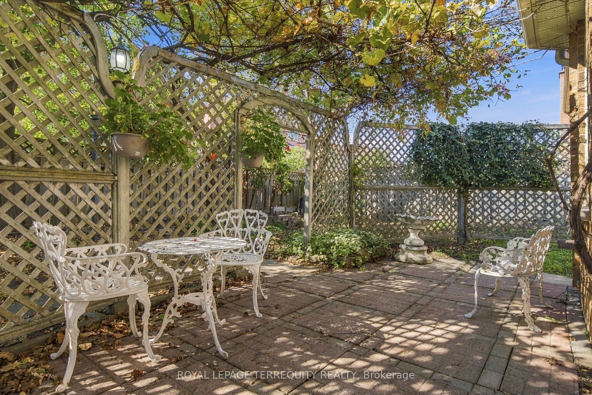 8 Mallory Avenue Property Photo 42