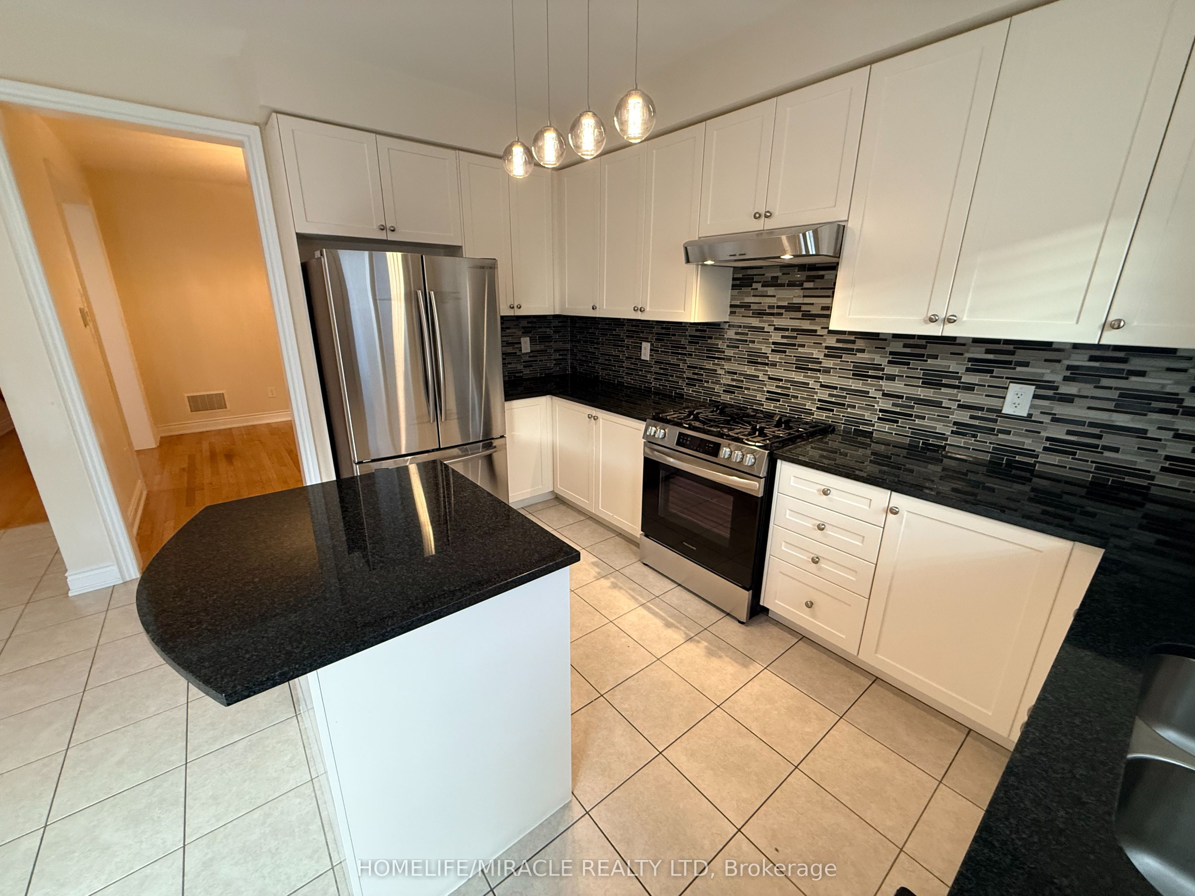 148 Milby Crescent Property Photo 13