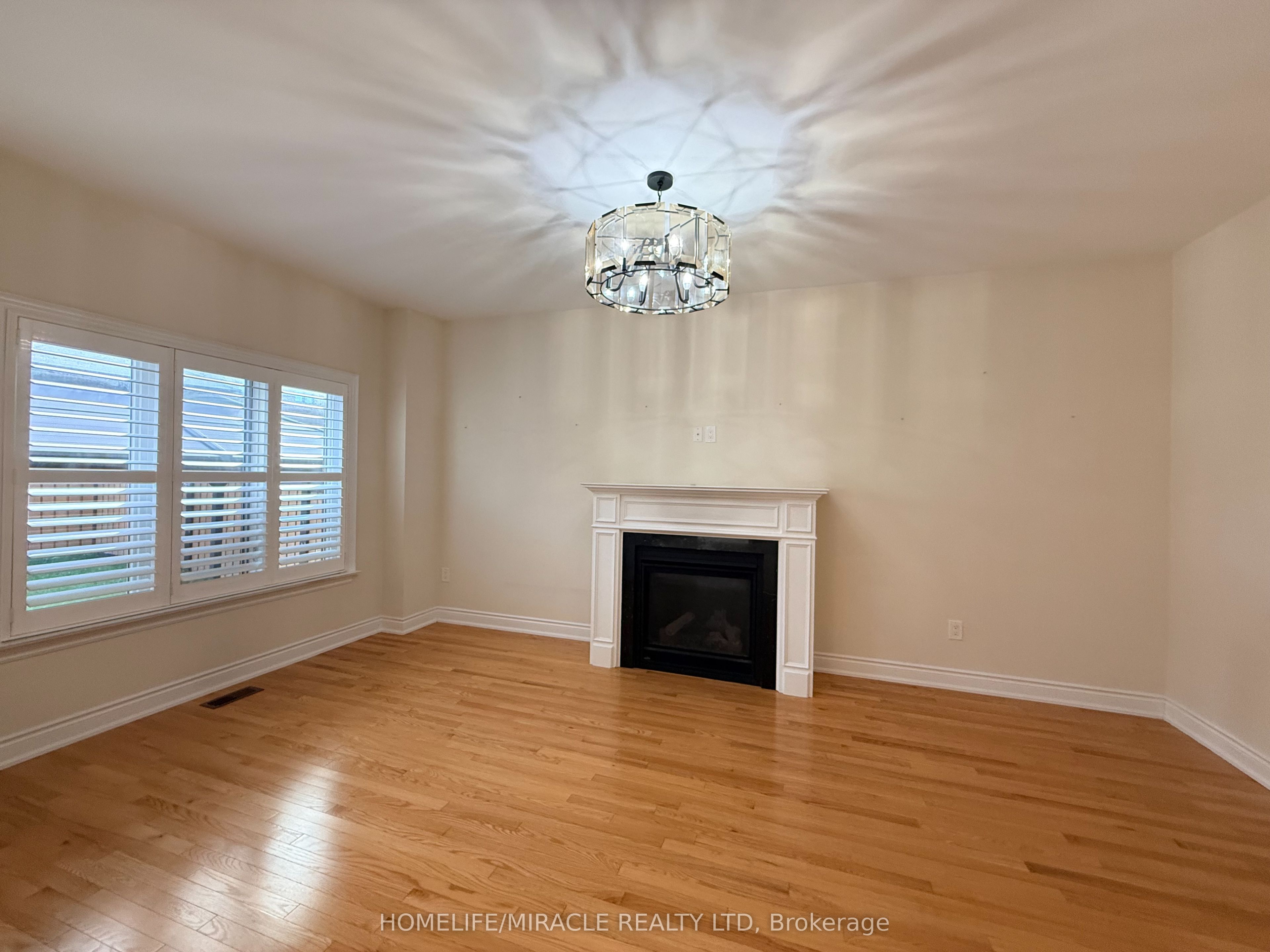 148 Milby Crescent Property Photo 17