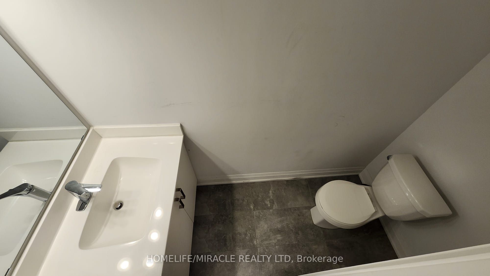 5289 Highway 7 D102 Property Photo 10