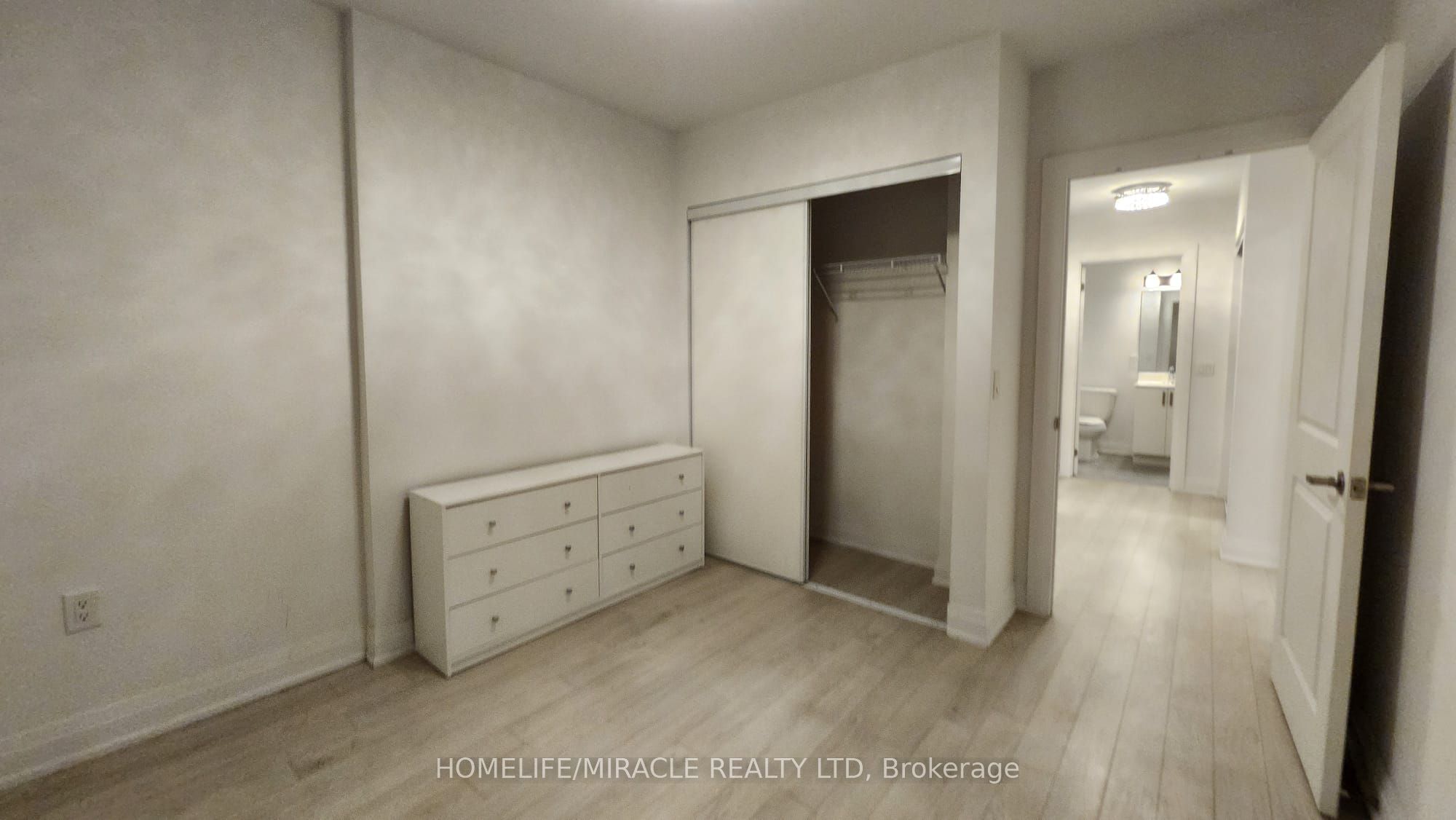 5289 Highway 7 D102 Property Photo 17