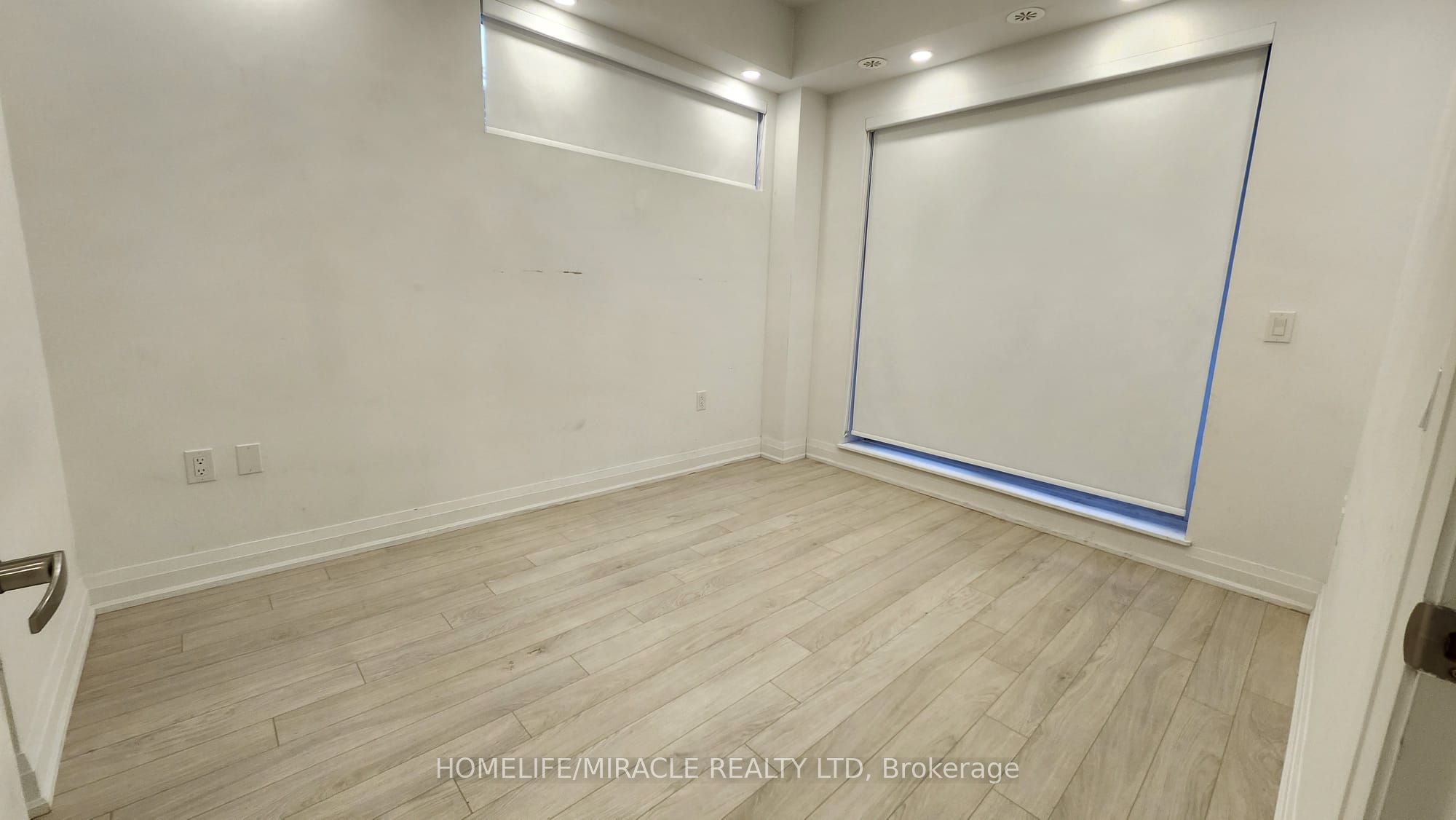 5289 Highway 7 D102 Property Photo 19