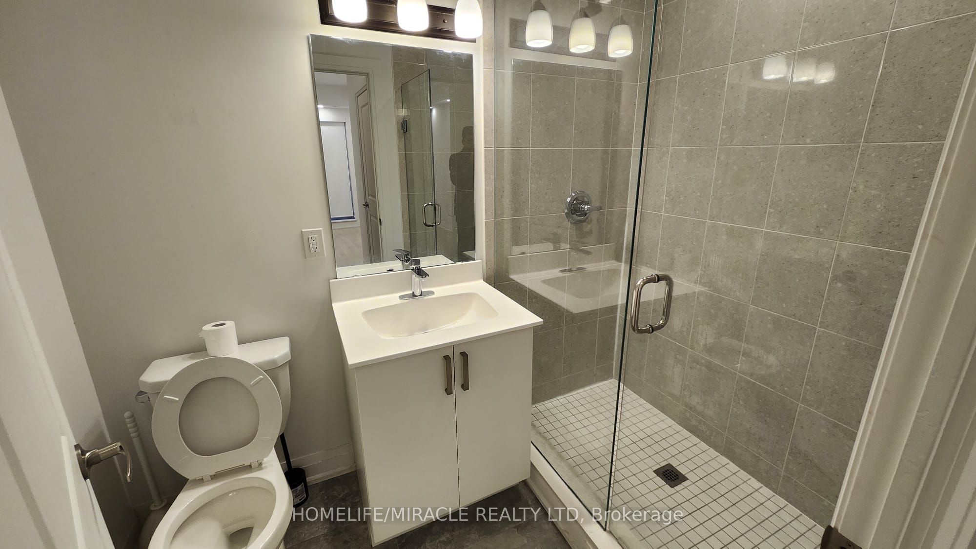 5289 Highway 7 D102 Property Photo 21