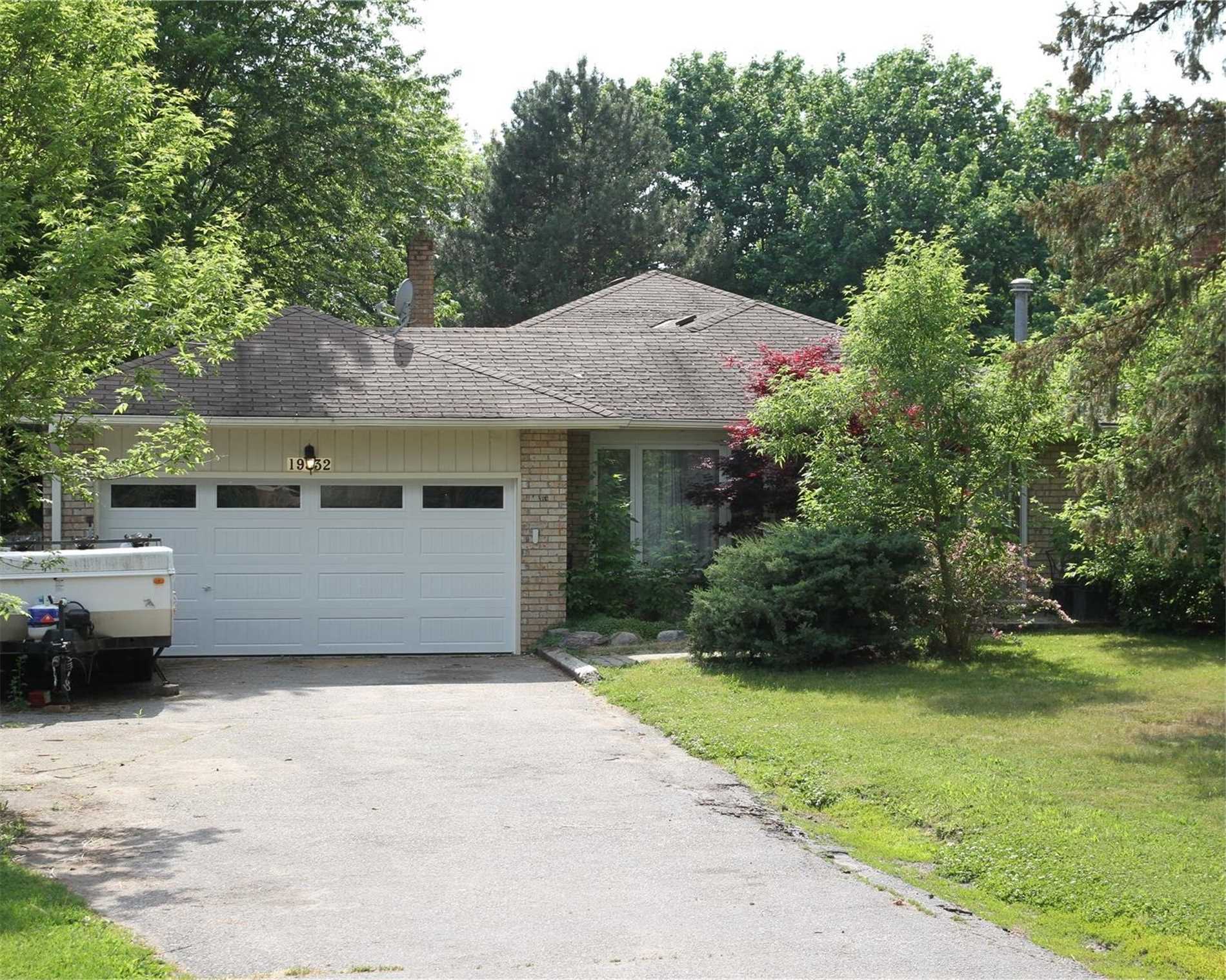 19532 Yonge St Property Photo 1