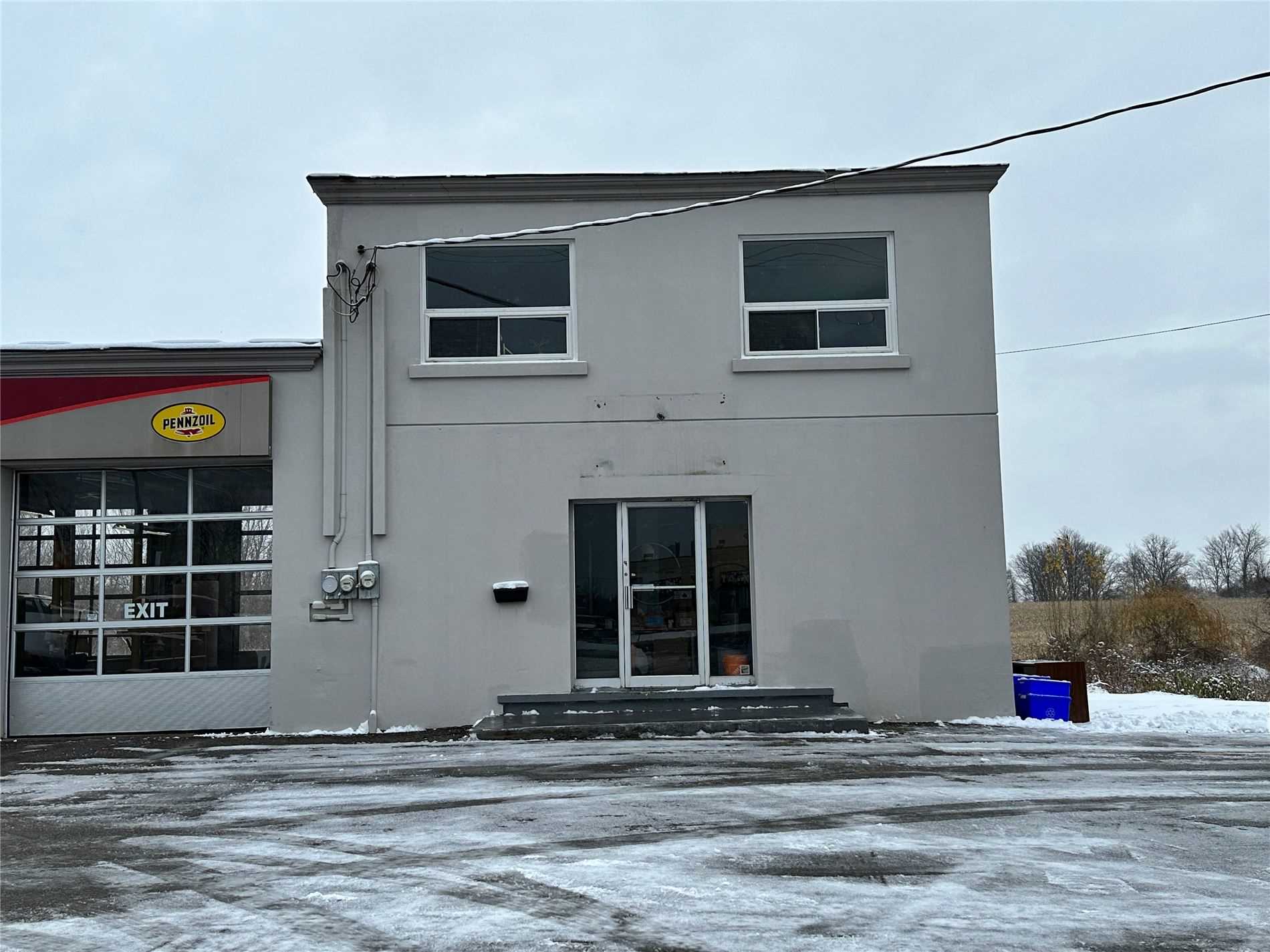 24795 Woodbine Ave Property Photo 1