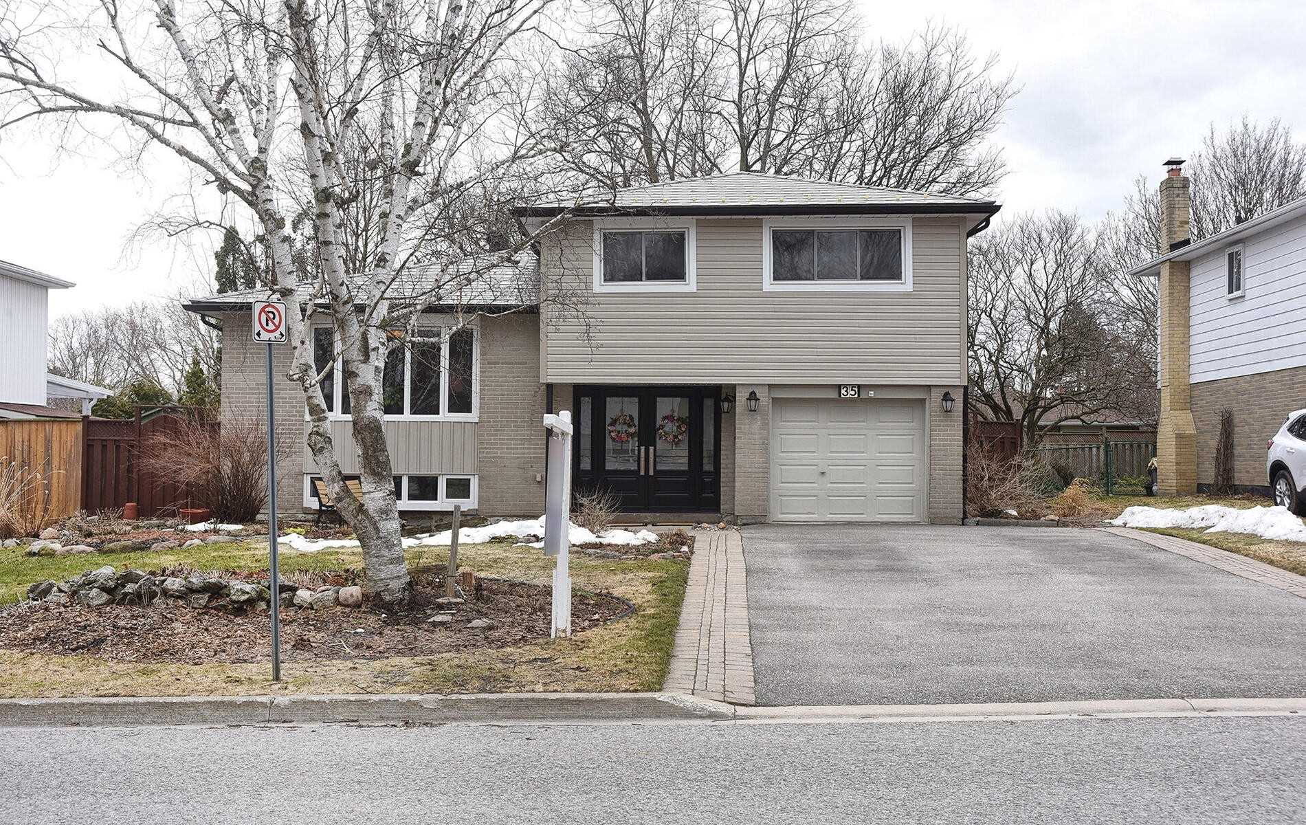 35 Hill Dr Property Photo 1