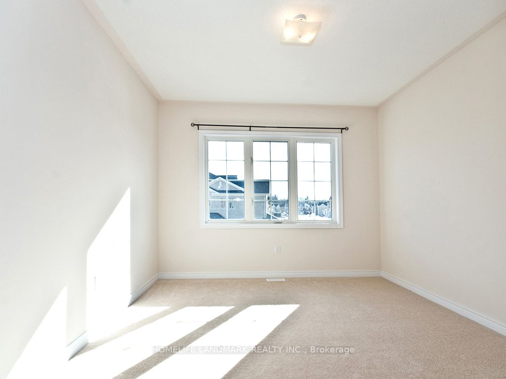 196 Chouinard Way Property Photo 19