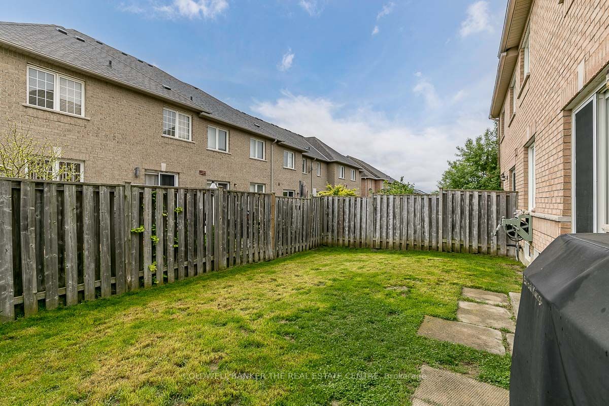 211 Coleridge Dr Property Photo 24