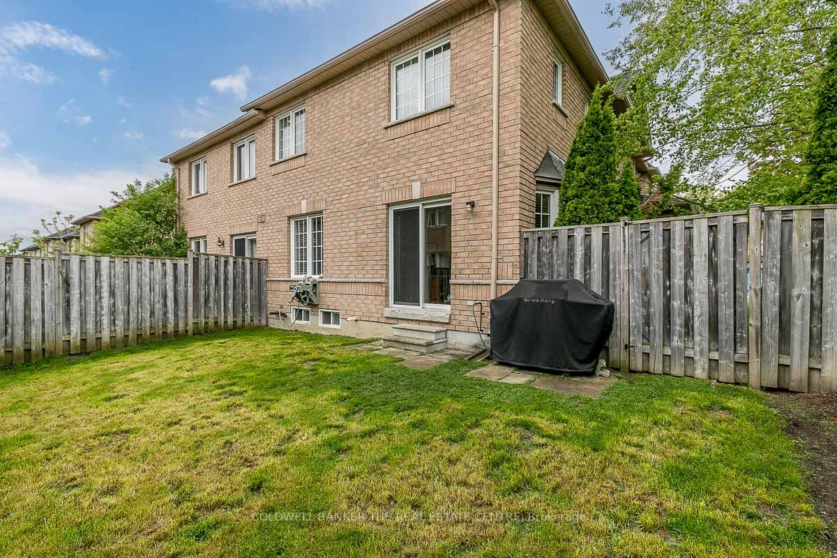 211 Coleridge Dr Property Photo 25