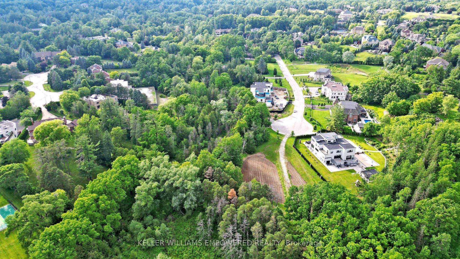 2 Honey Locust Crt Property Photo 22