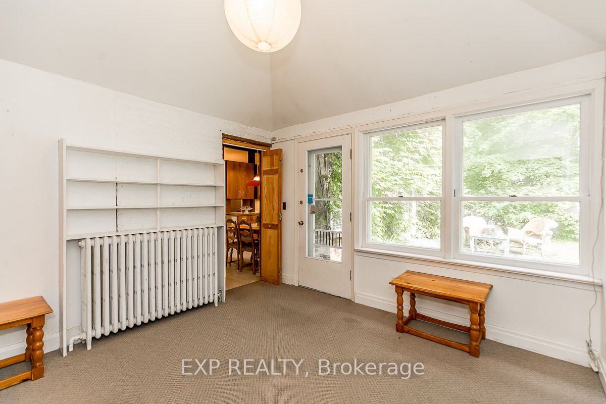 27 Hedge Rd Property Photo 15