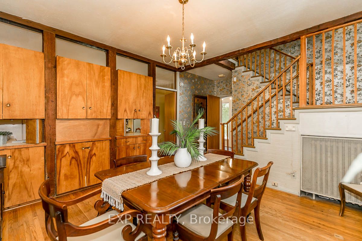 27 Hedge Rd Property Photo 18