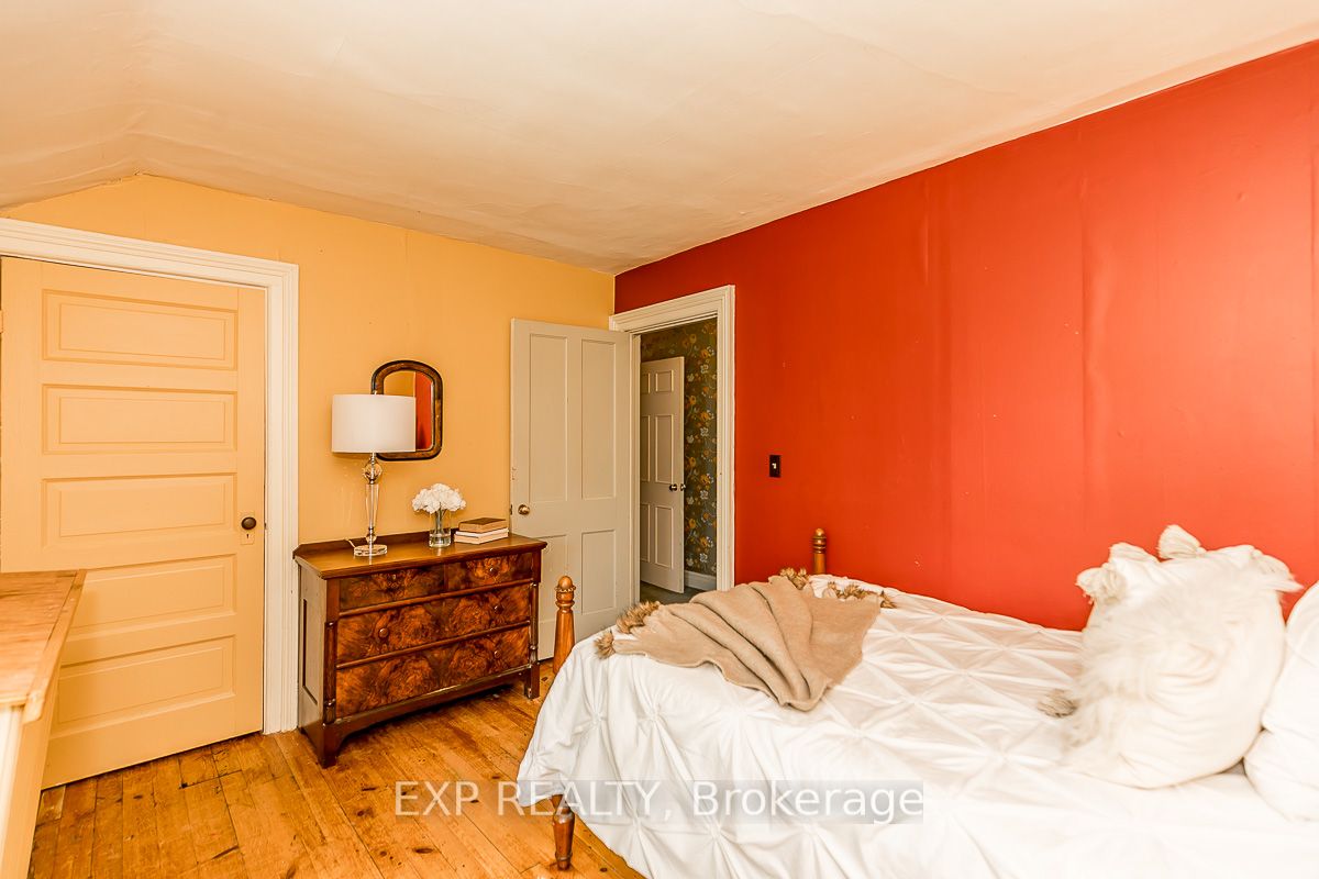 27 Hedge Rd Property Photo 26