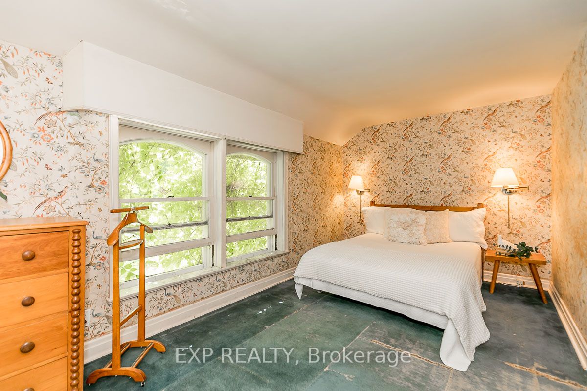 27 Hedge Rd Property Photo 29