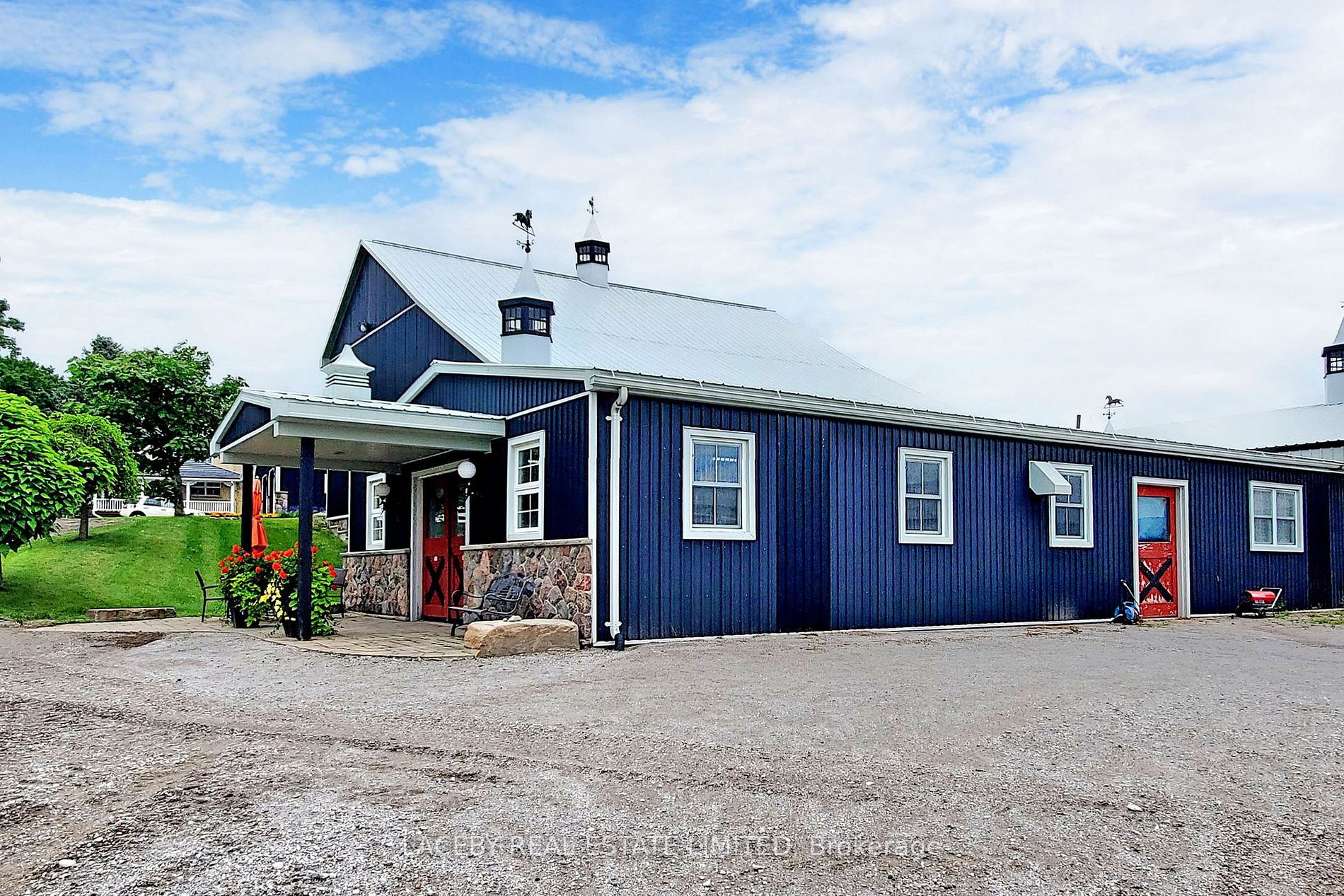 16979 Ninth Line Property Photo 11